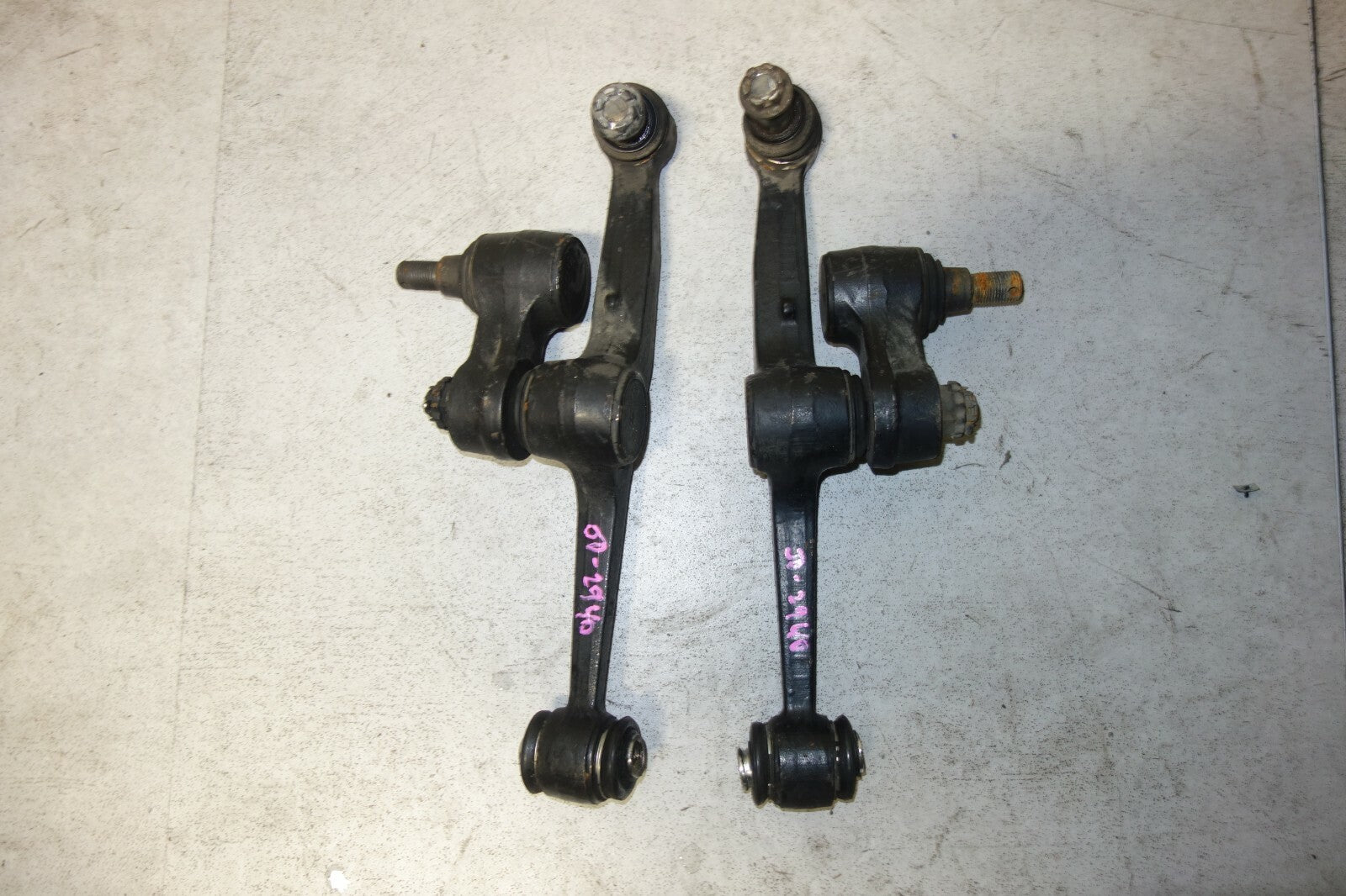 JDM 1994-1999 TOYOTA CELICA GT-4 ST205 OEM SUPERSTRUT FRONT LOWER CONTROL ARMS