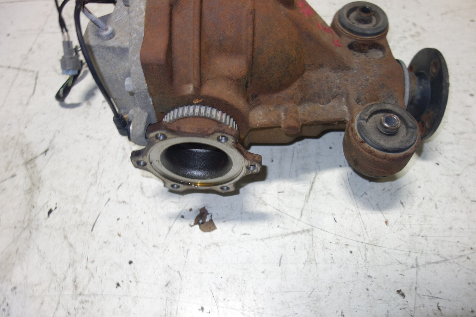 JDM Nissan 350Z Rear Differential Carrier LSD MT 6-Speed CPV35 2003-2009