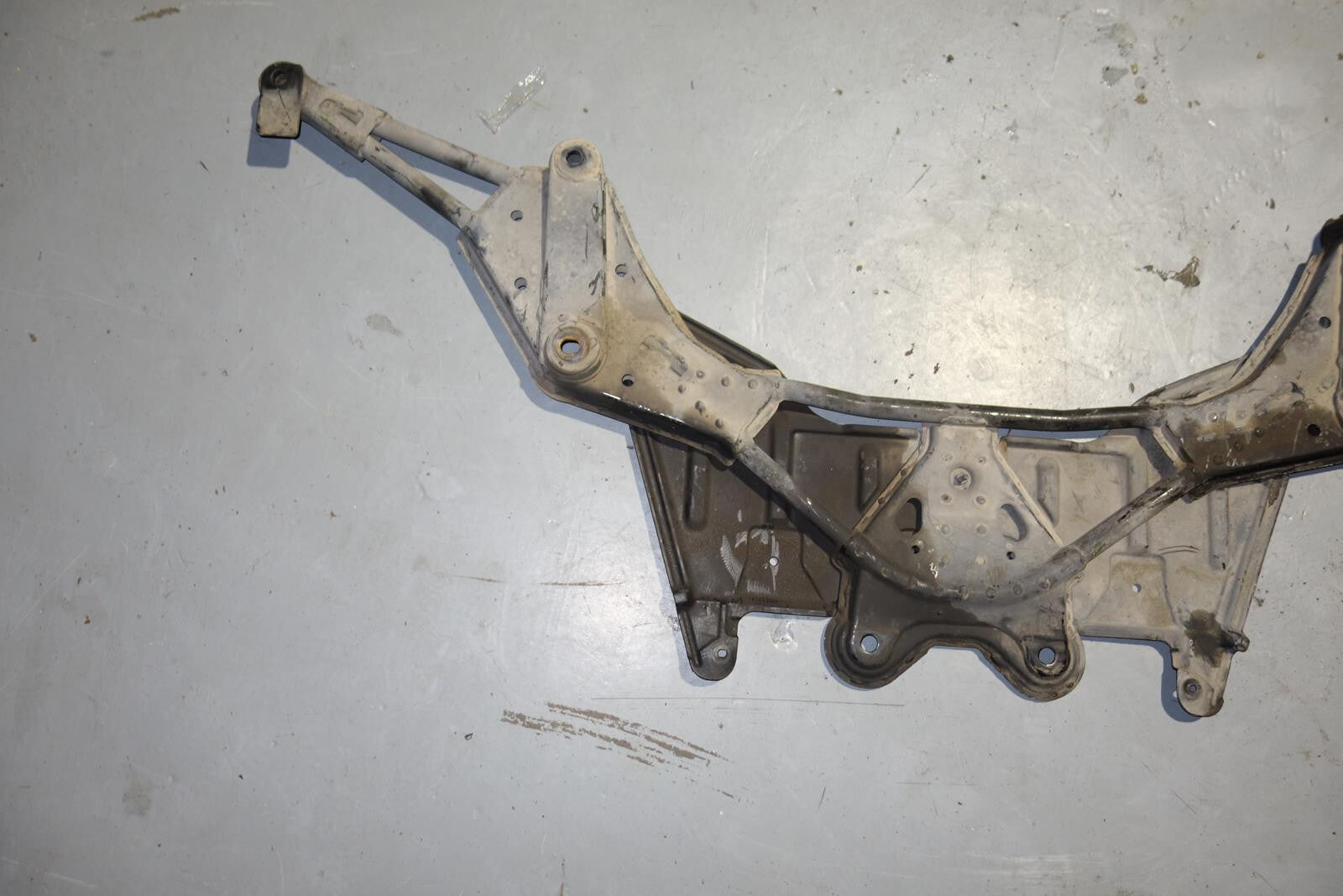 03-07 Infiniti G35 Coupe Front Subframe Crossmember Engine Cradle 350z 03-09