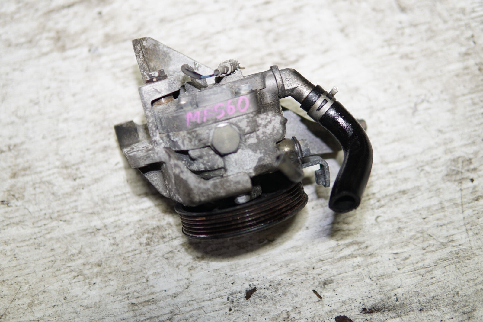 JDM 2000-2004 SUBARU LEGACY B4 EJ208 EJ206 TWIN TURBO POWER STEERING PUMP MF-560