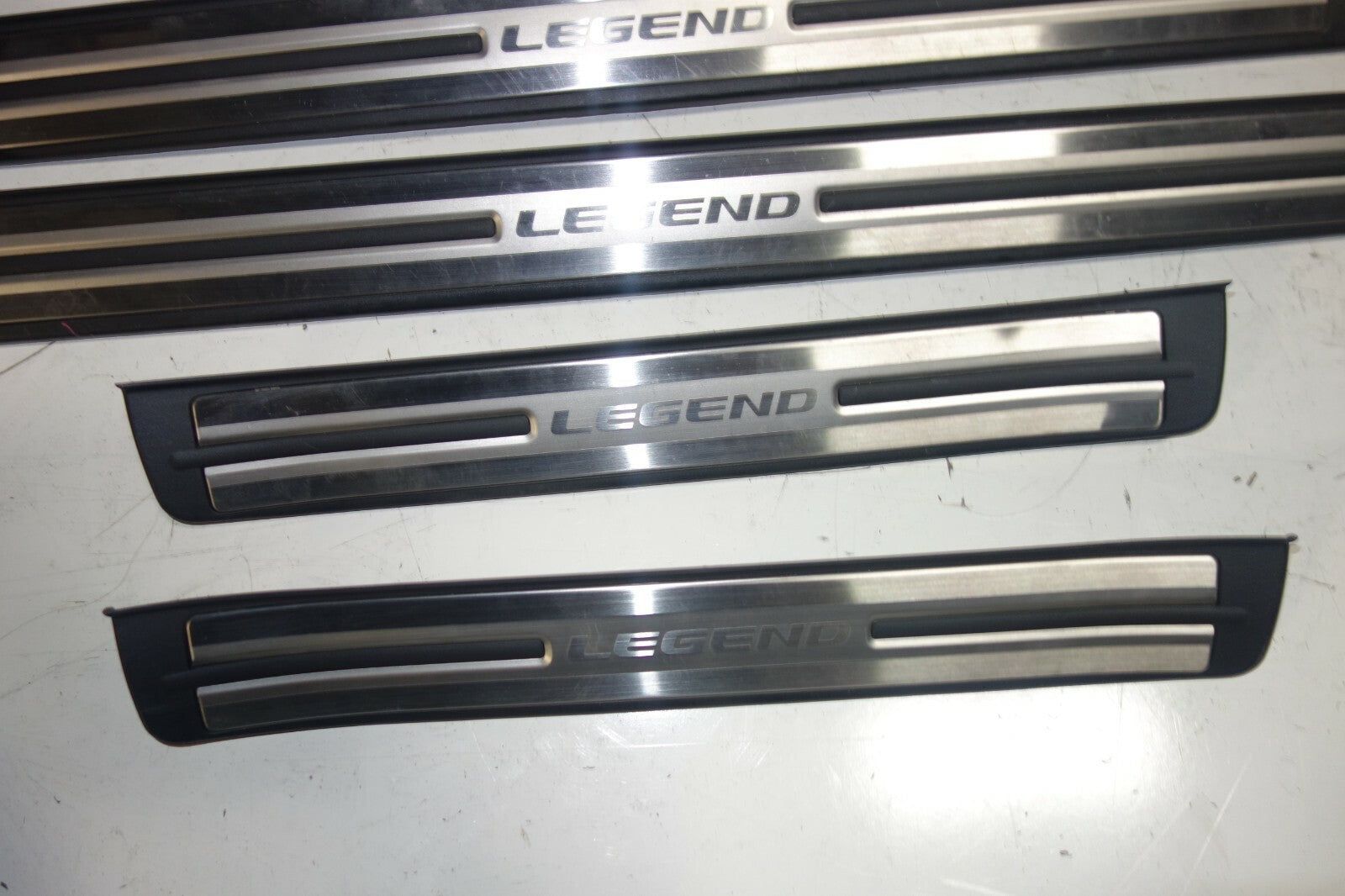 JDM ACURA RL HONDA LEGEND KB1 OEM DOOR SILLS TRIM SCUFF PLATES SIDE STEPS 05-08