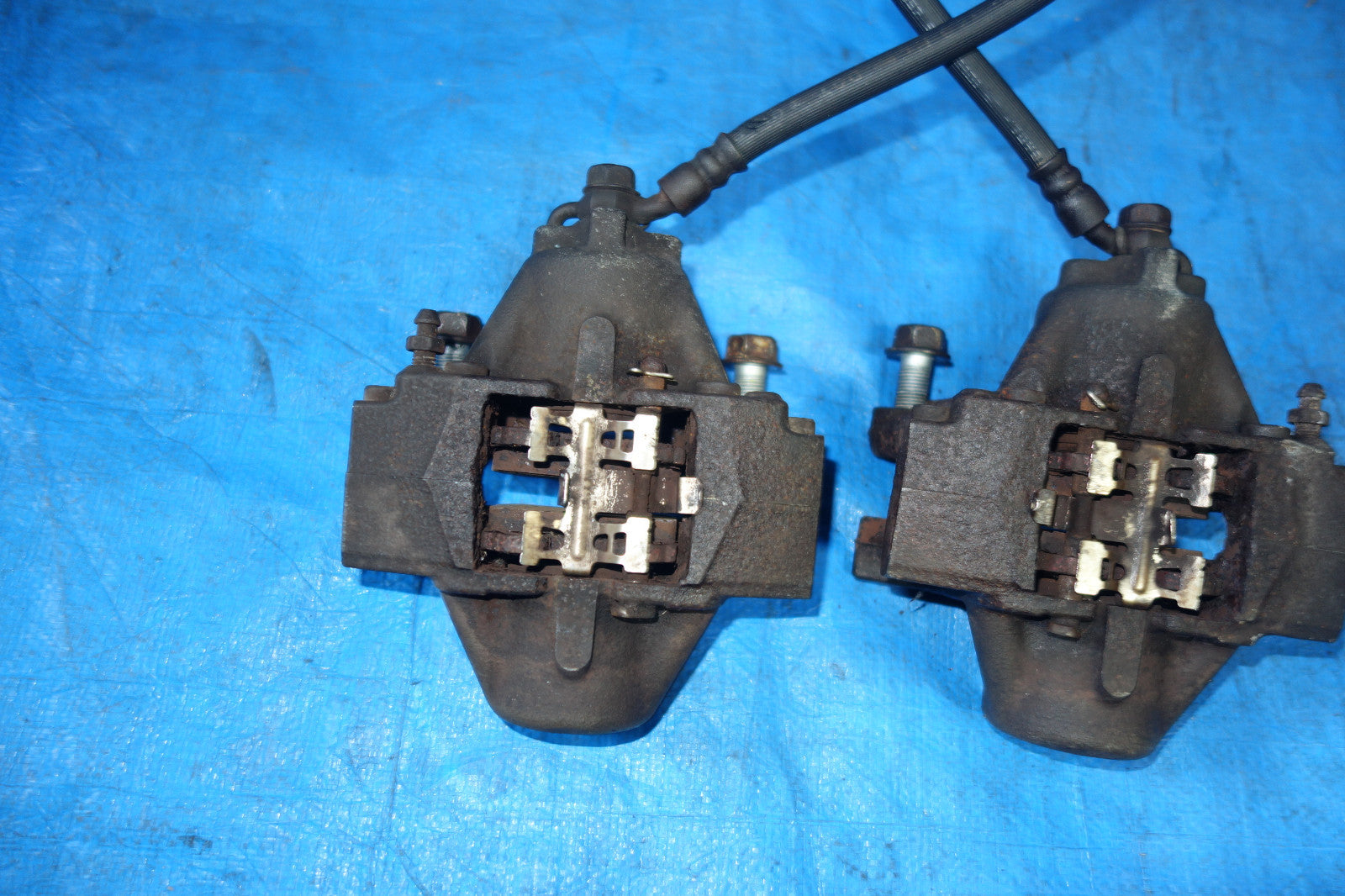 JDM Lexus is300 OEM Rear Brake Calipers Orignal Low Mileage RH LH 2001-2005