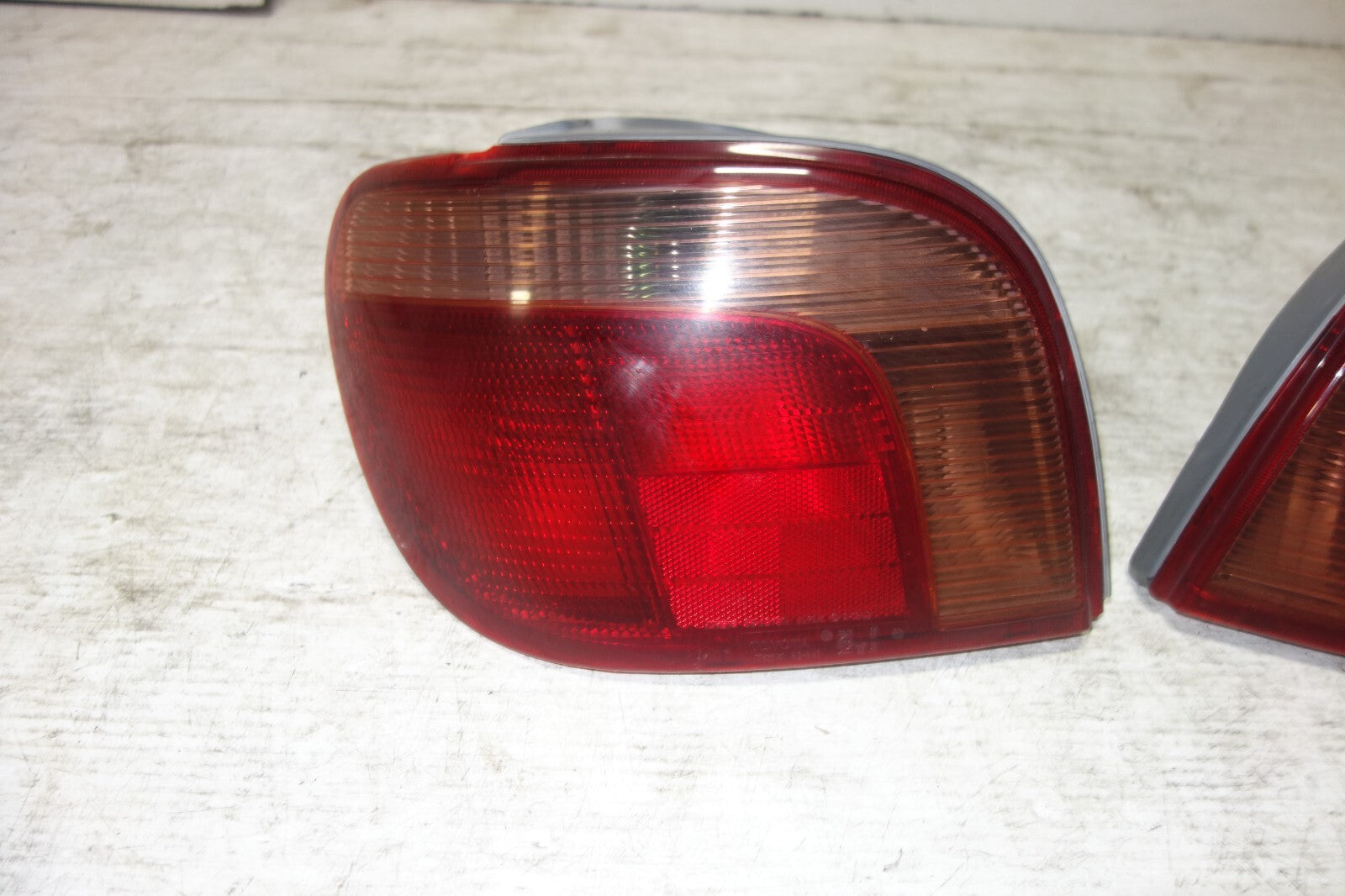 JDM Toyota Vitz / Echo Tail Lights Lamps 2001 NCP13 OEM Left & Right