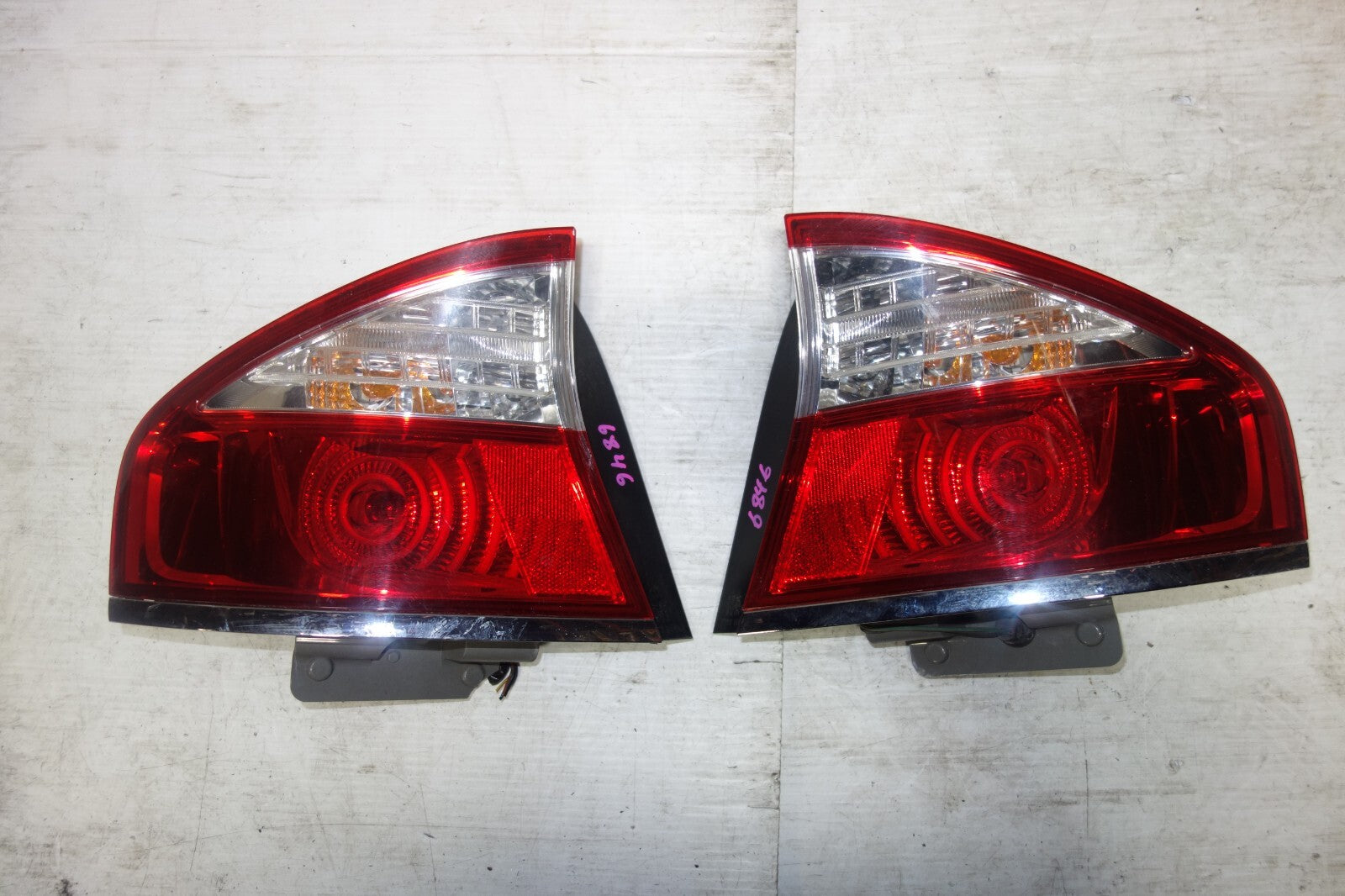 JDM SUBARU LEGACY BL5 OEM USED TAIL LIGHTS LAMPS 4 DOOR SEDAN 2005-2009