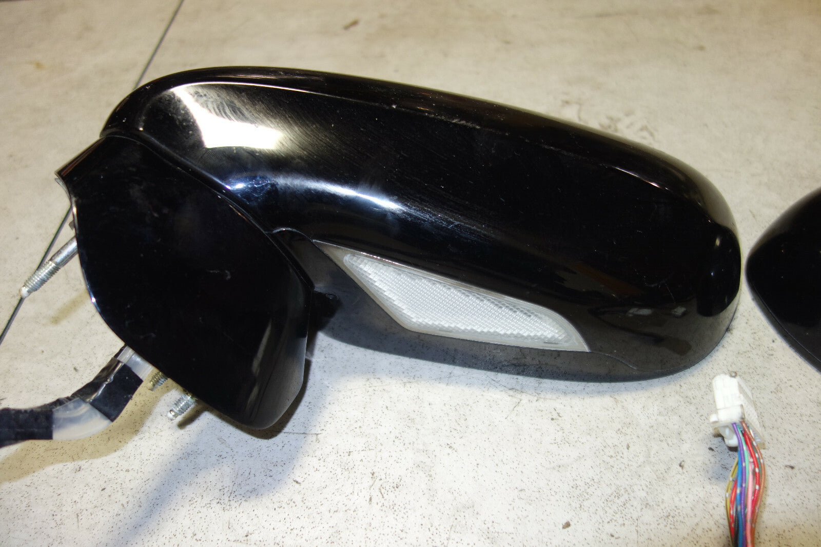 2007 2008 2009 Lexus LS460 Door Side Mirrors 12 wires Pair Left + Right JDM