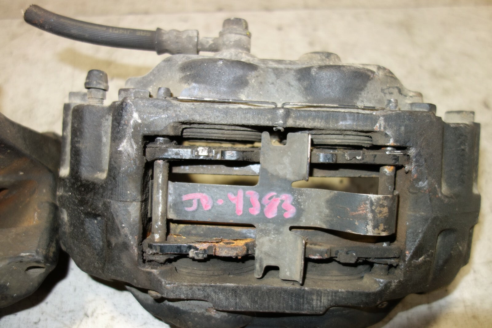 JDM SUBARU IMPREZA WRX STI OEM FRONT 4 POT BRAKE CALIPER PISTON LEAGACY FORESTER