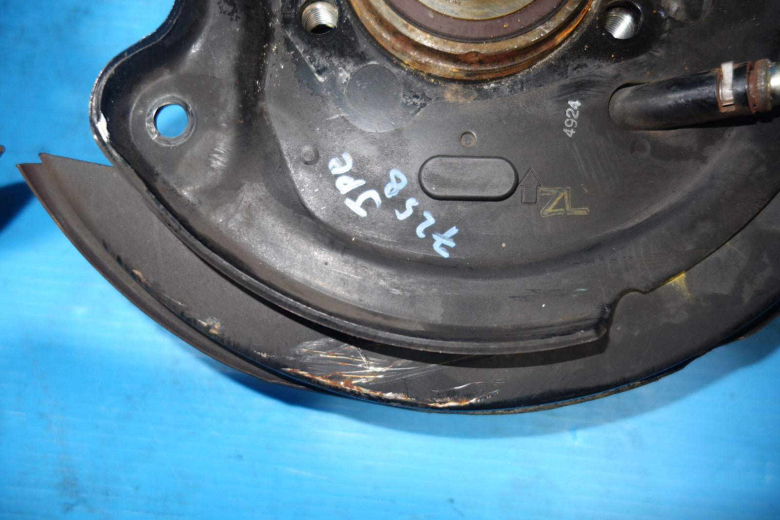 2005-2009 JDM Subaru Legacy Outback Rear Left Spindle Hub Knuckle Bearing 5X100
