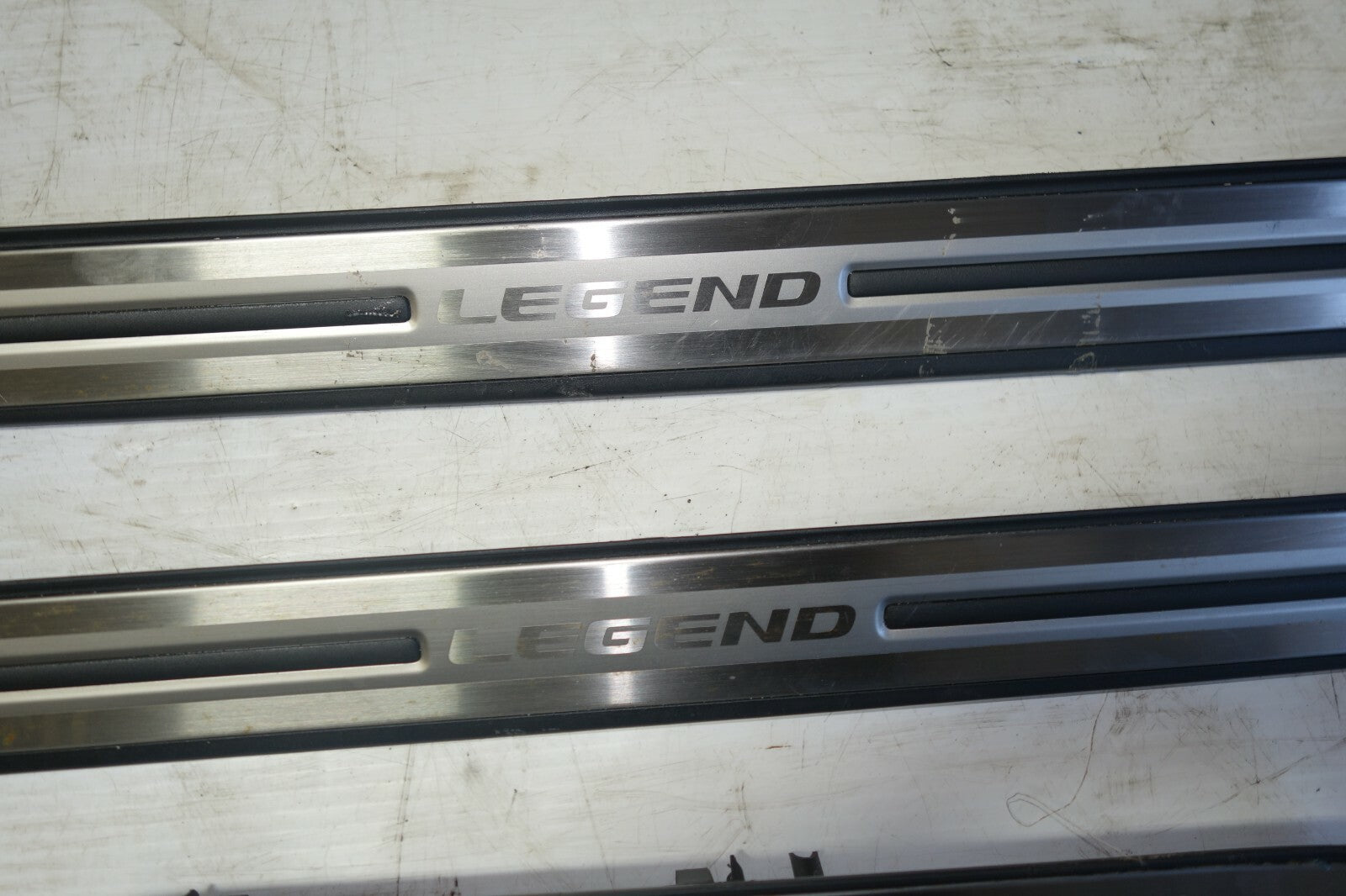 JDM 2005-2008 ACURA RL HONDA LEGEND OEM DOOR SILLS TRIM SCUFF PLATES SIDE STEPS