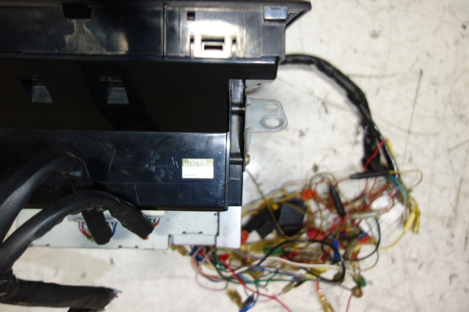 JDM TOYOTA ALTEZZA IS300 IS200 SXE10 GXE10 A/C CONTROL UNIT PIONEER CD PLAYER