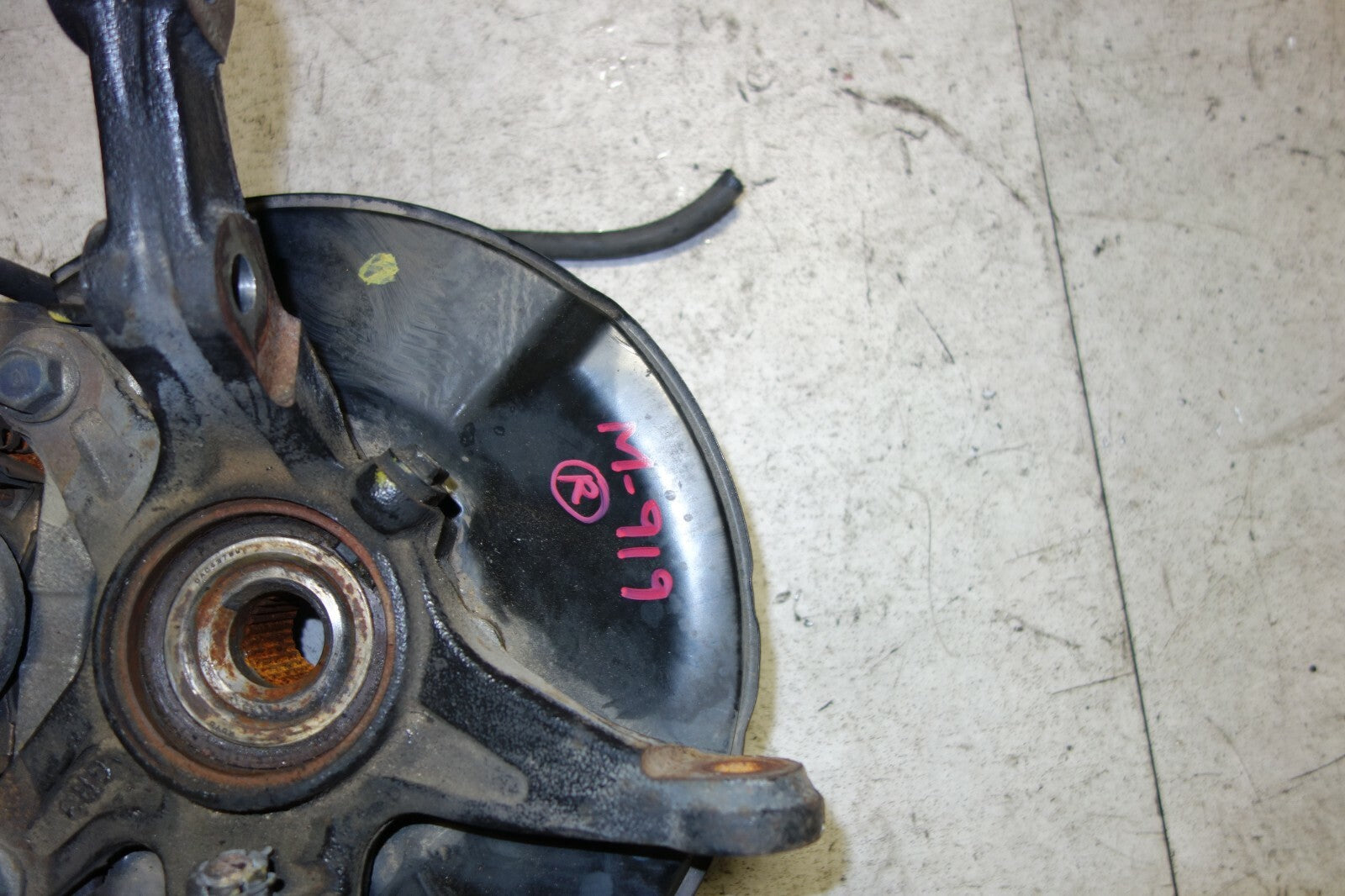 JDM 06-11 FD1 HONDA CIVIC / CSX OEM FRONT RIGHT KNUCKLE HUB SPINDLE SUSPENSION