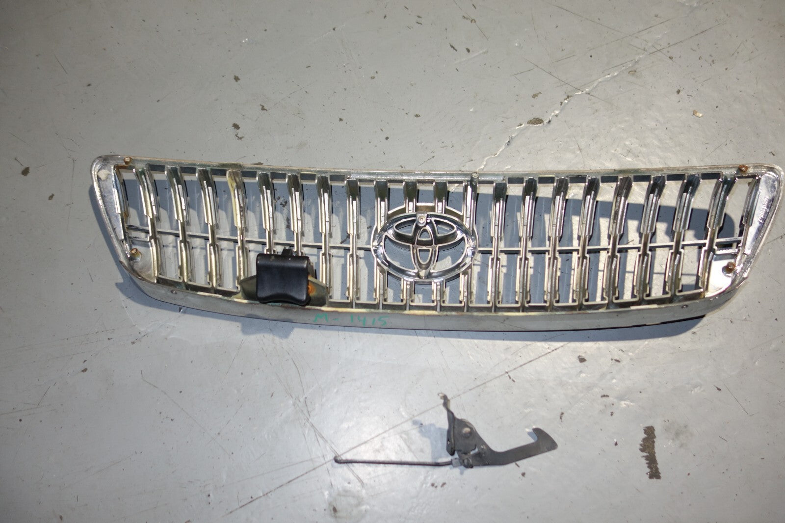 JDM 1998-2005 LEXUS GS300 GS400 FRONT GRILLE JZS161 GRILL LEXUS GS300 JZS161