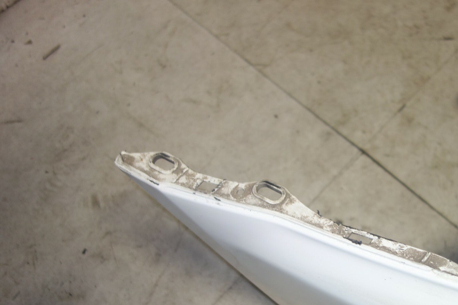 JDM Subaru Forester SG5 Genuine Front Bumper Cover In White 2003-2005