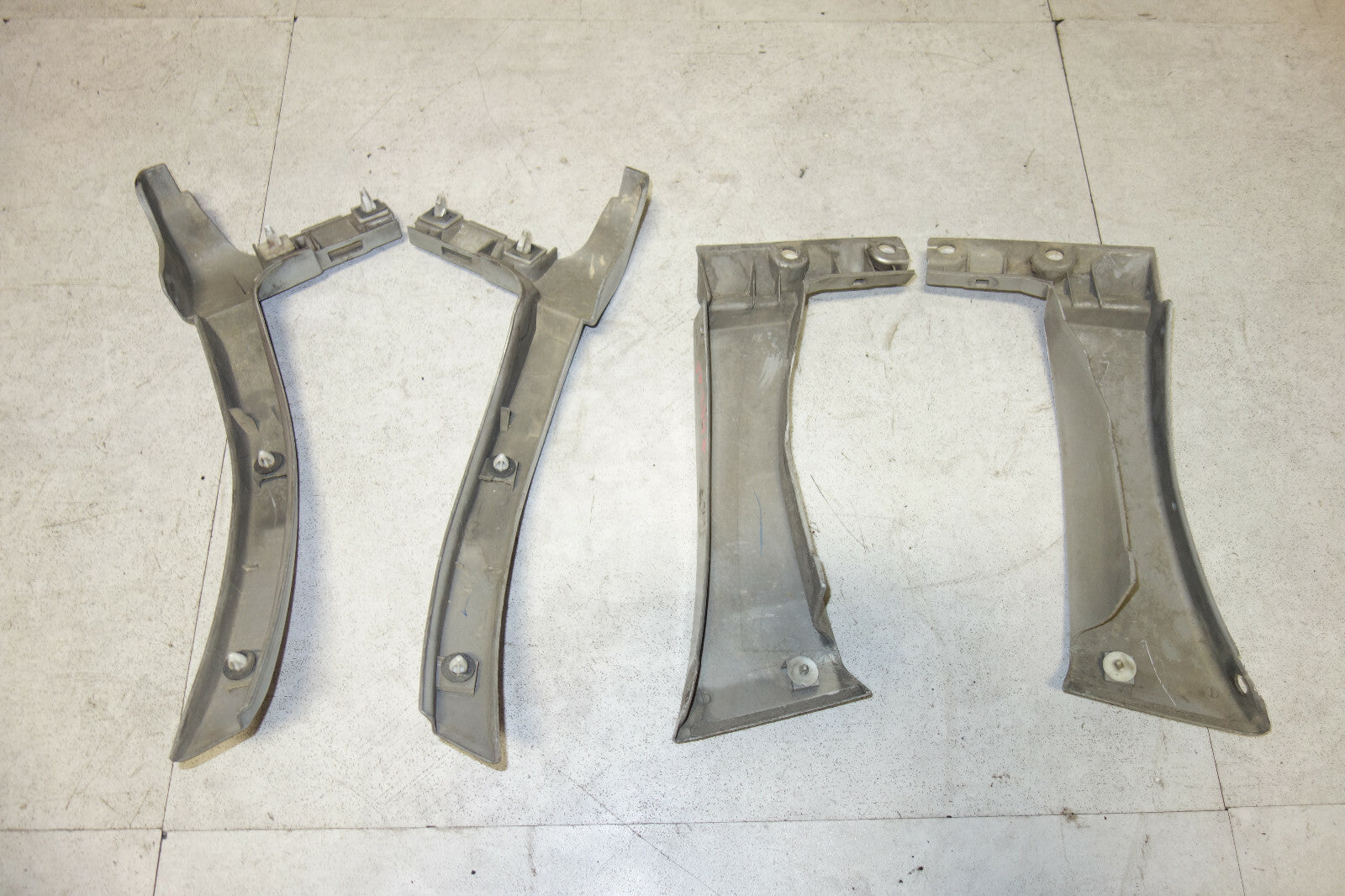 JDM Subaru Forester STi OEM Side Skirts Fenders Fillers 1998-2002 with JDM SF5