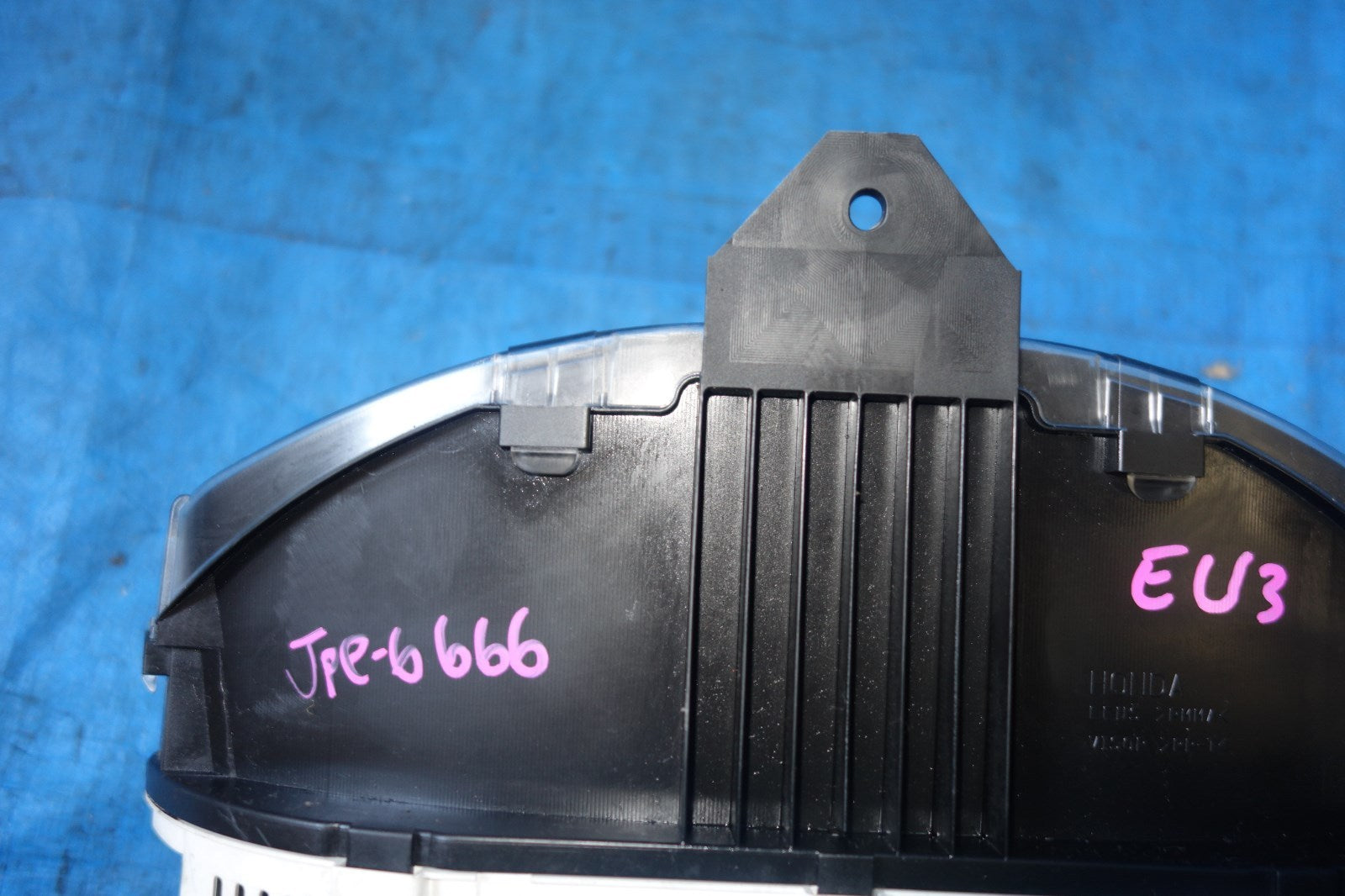 JDM Honda Civic EU3 Gauge Cluster Speedometer Automatic A/T 2001-2005