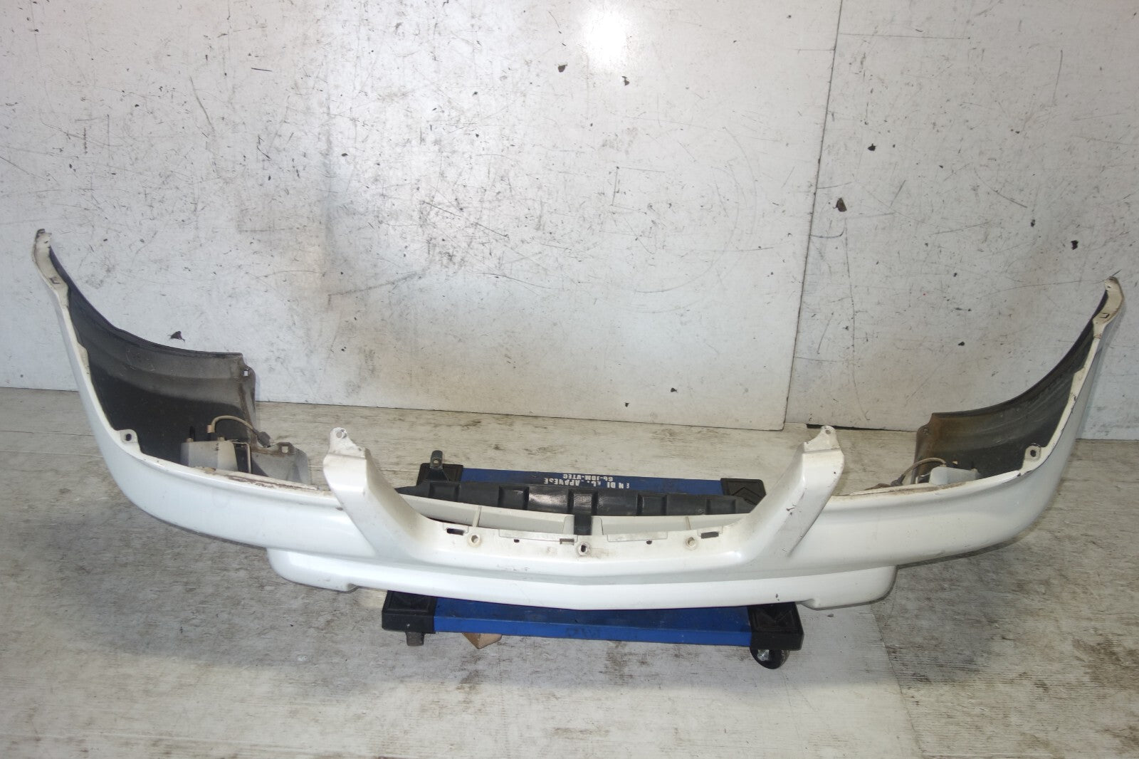 JDM Nissan X-Trail GT OEM Front Bumper Cover Fog Lights PNT30 2000-2006 #6618