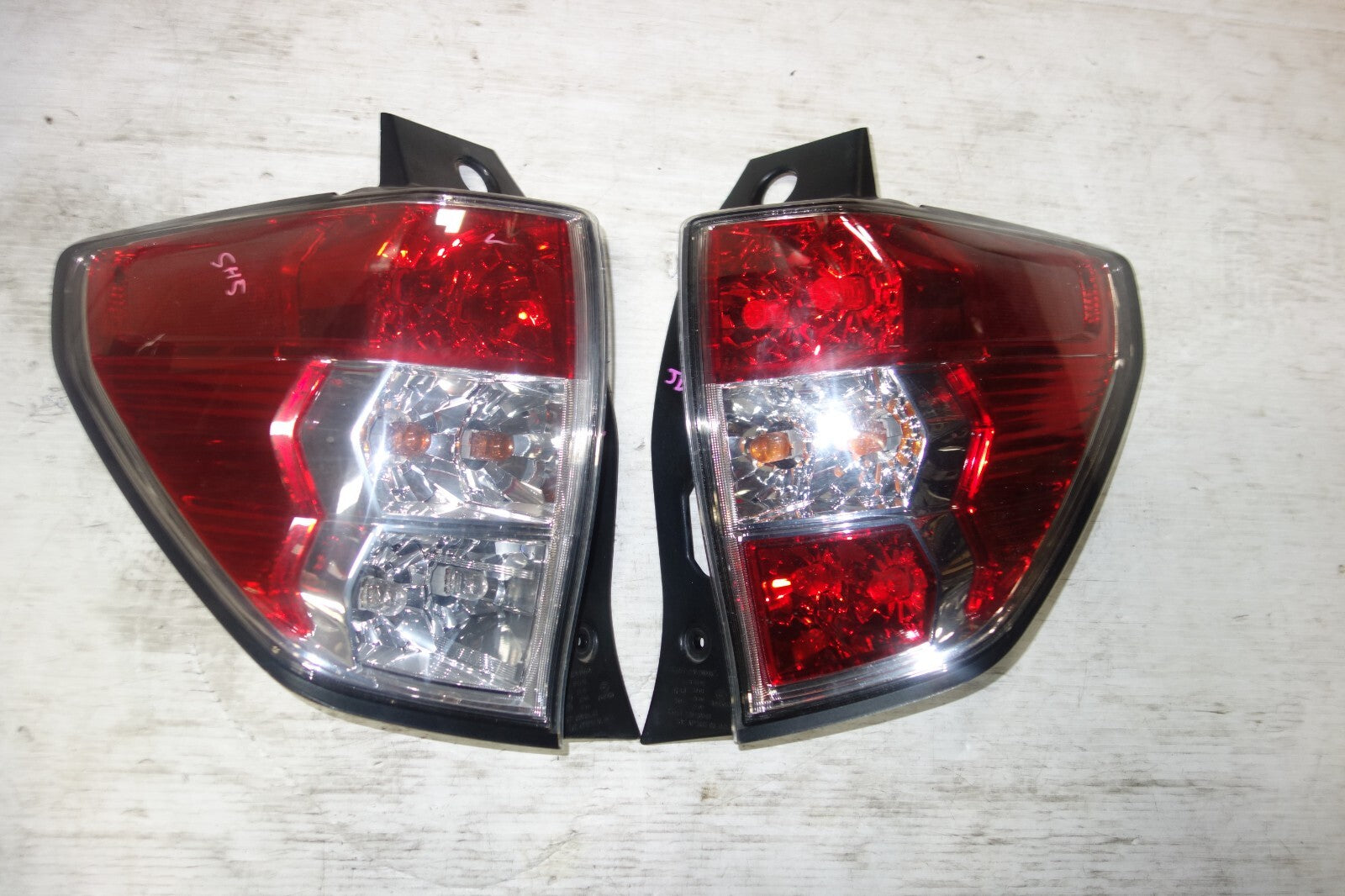 JDM SUBARU FORESTER OEM USED TAIL LIGHTS TAIL LAMPS SH9 SH5 FORESTER 2019-2013