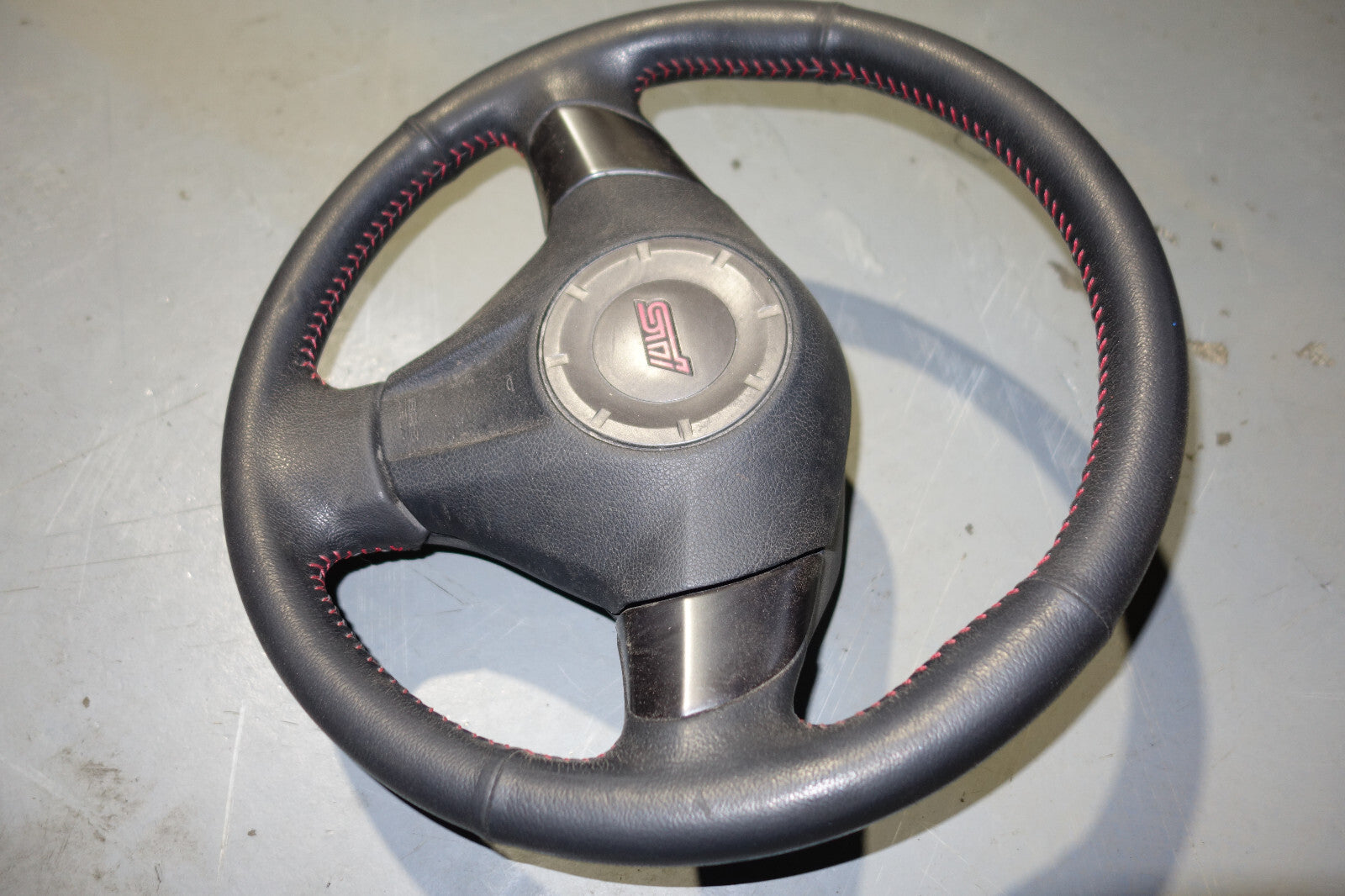 JDM Subaru Impreza WRX Forester STI Steering Wheel / Hub Legacy OEM Japan