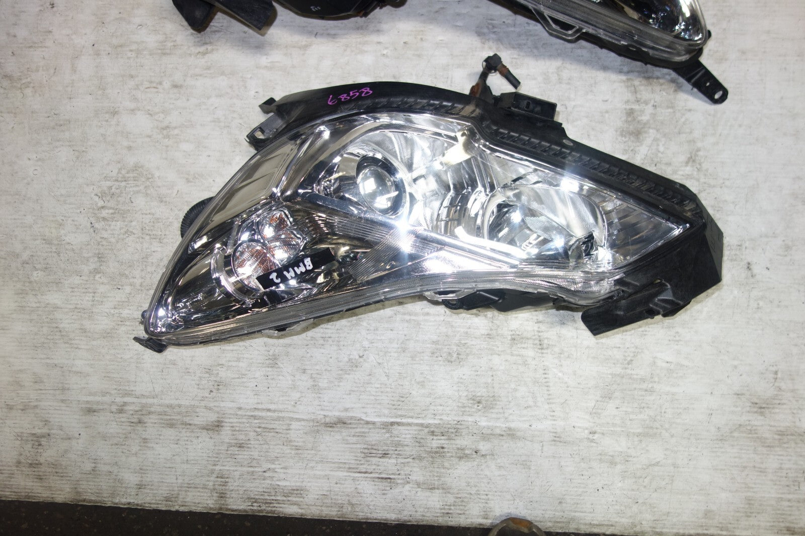 JDM Subaru Legacy Outback Clear Headlights Lamps HID Genuine 2010-2014