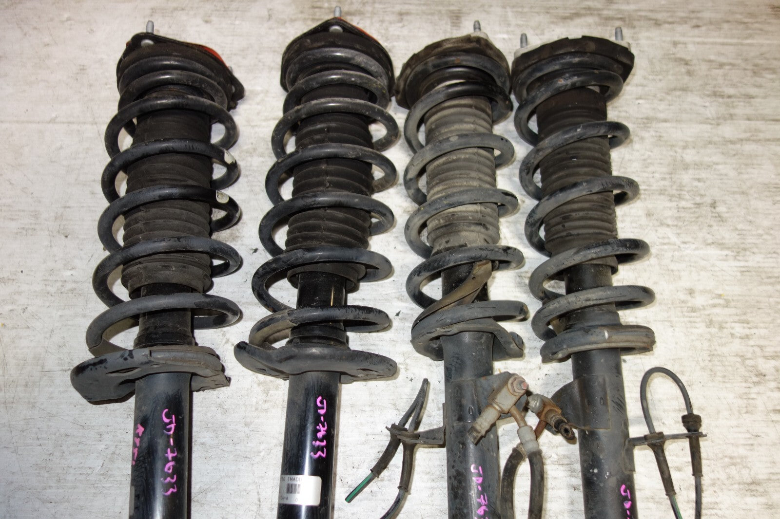 JDM GENUINE NISSAN FUGA KY51 OEM SHOCKS STRUTS FRONT & BACK SHOCKS STRUTS