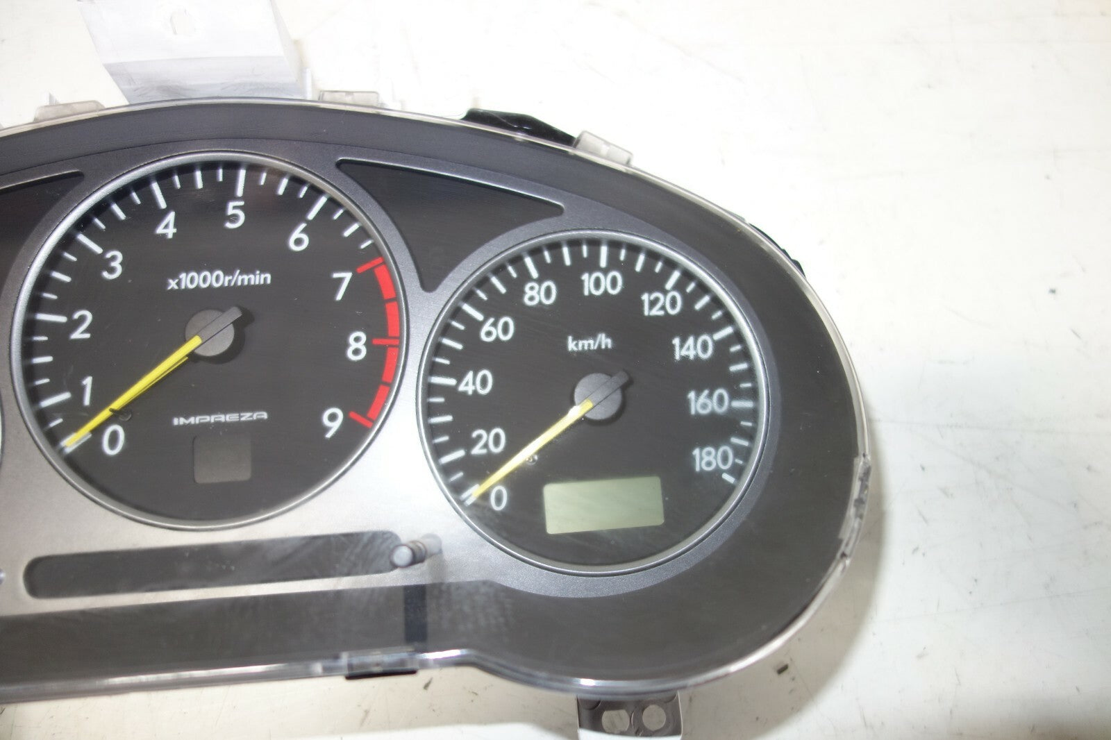 Subaru Impreza Automatic Gauge Cluster Speedometer 2002-2003