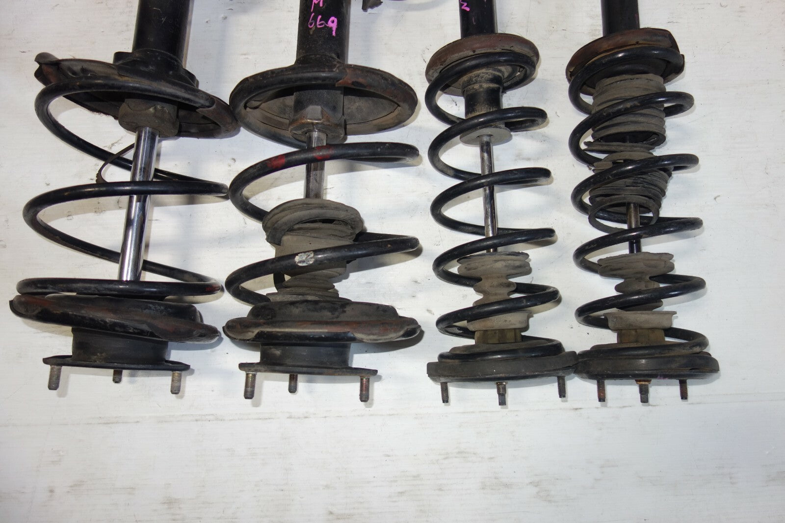 JDM 1995-1998 NISSAN 240SX S14 OEM FRONT & REAR SHOCKS STRUT FRONT & REAR LH LR