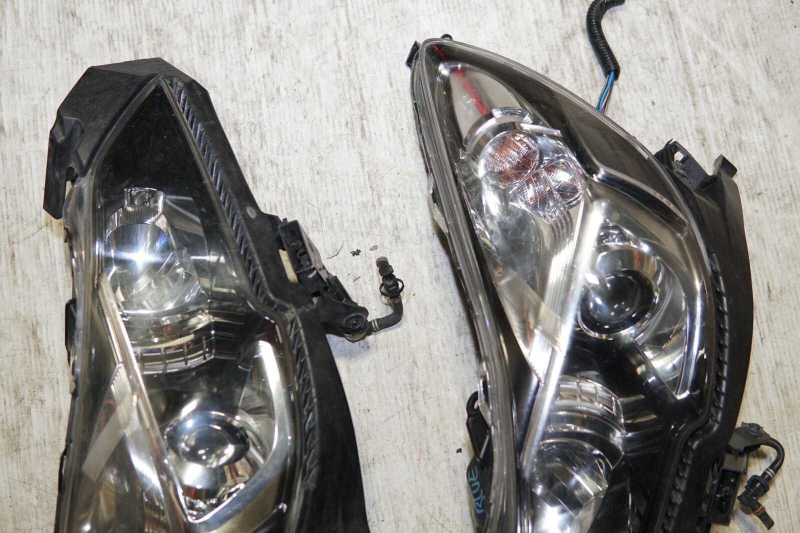 JDM 2010-2014 GENUINE SUBARU LEGACY OUTBACK OEM HID HEAD LIGHT LAMPS BRM BR9 BM9