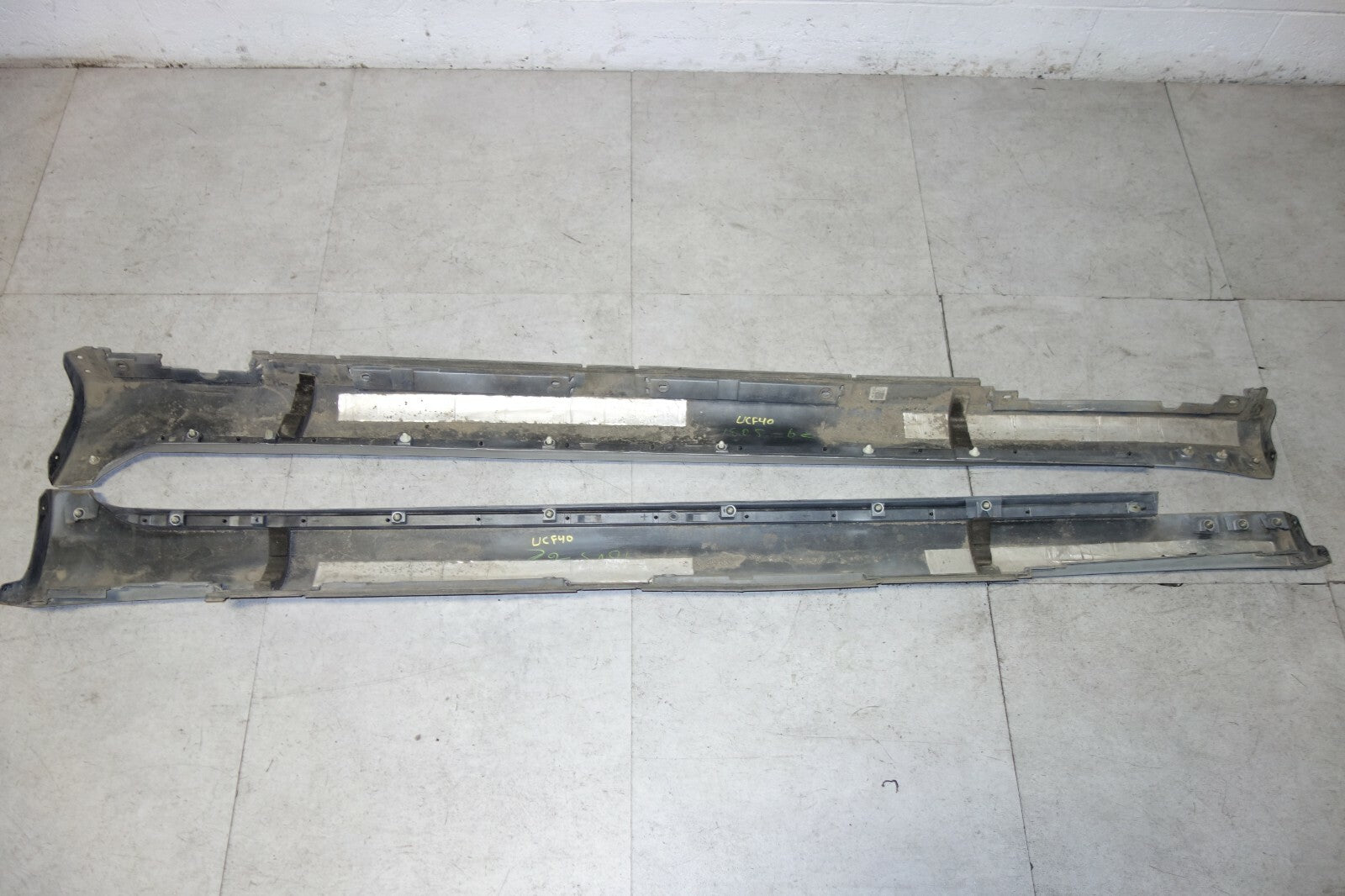 JDM LEXUS LS460 LS600H ROCKER PANEL PASSENGER SIDE SKIRT MOLDING Pair 2007-2012