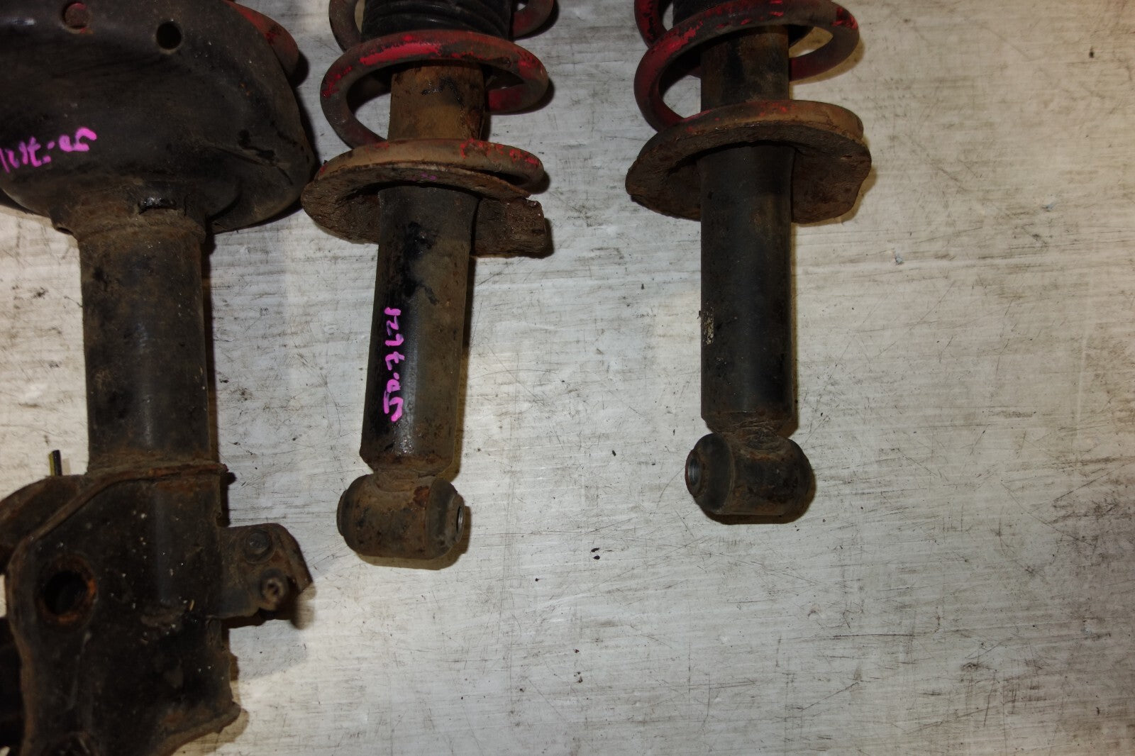 JDM 2005-2009 SUBARU LEGACY STI SHOCKS FRONT & REAR COIL STRUTS
