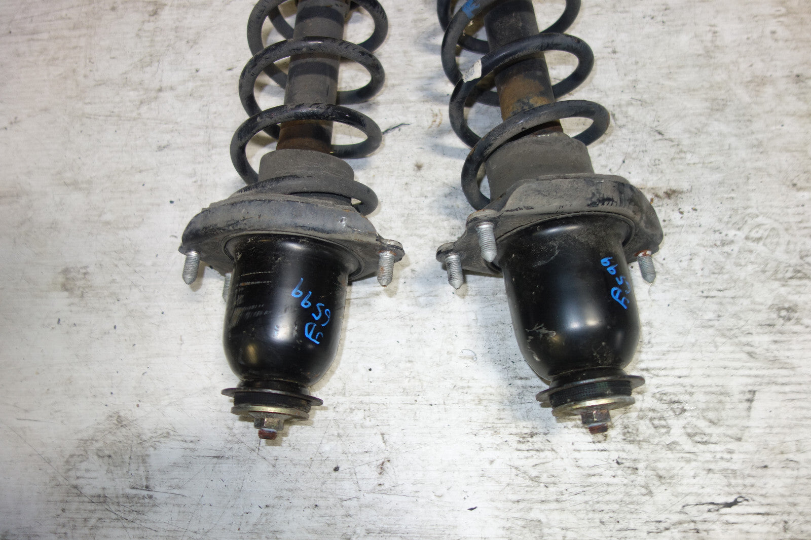 JDM Toyota Celica OEM Rear Shocks Struts Springs Suspension 2000-2005 GT GT-S