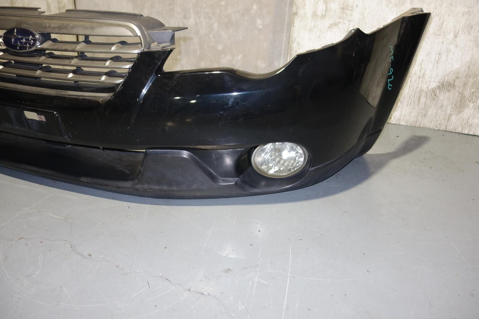 JDM 2008-2009 SUBARU LEGACY FRONT BUMPER WITH FOG LIGHTS REBAR GRILLE BP9