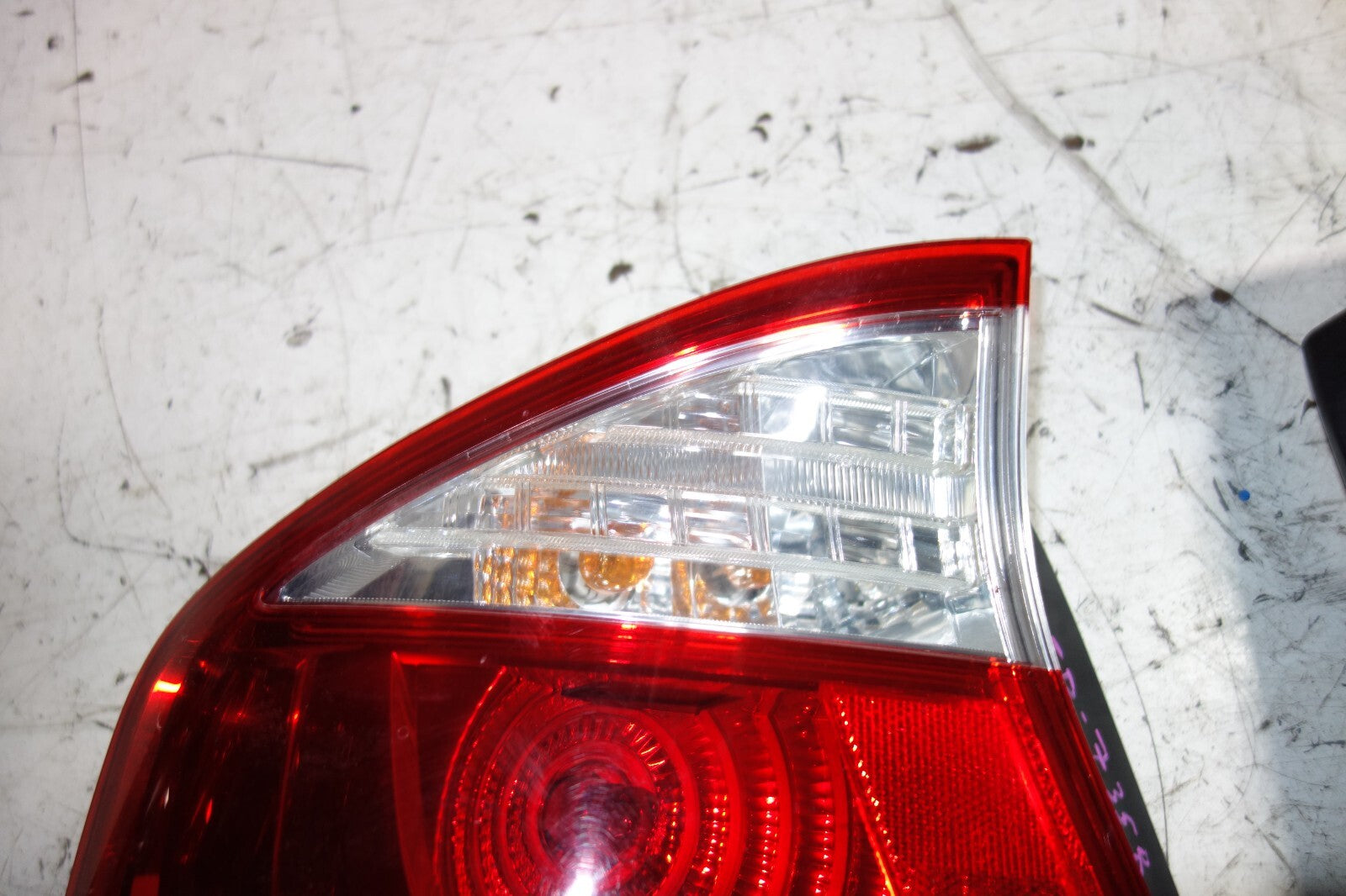 JDM SUBARU LEGACY BL5 OEM USED TAIL LIGHTS LAMPS 4 DOOR SEDAN 2005-2009