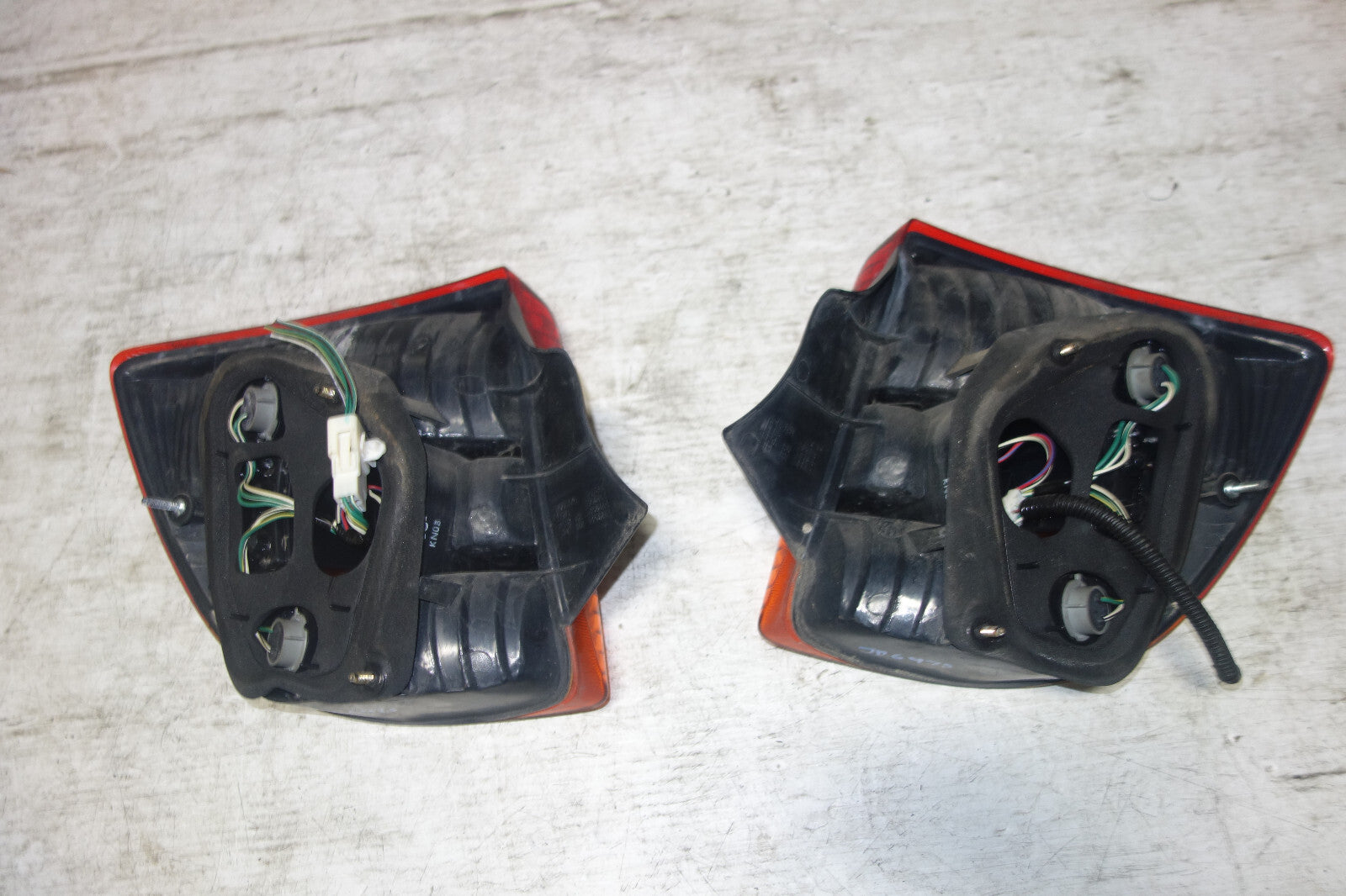 JDM Toyota Celica GT GT-S OEM Tail Lights Lamps 2001-2003 Spec ZZT231 ZZT230
