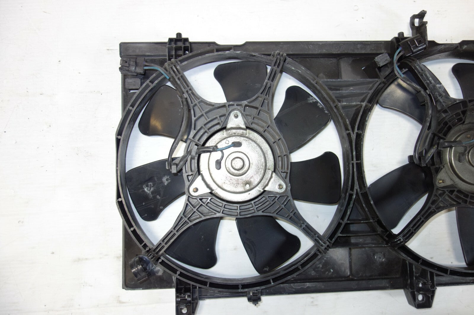 JDM Subaru Forester Radiator Fan Assembly SG5 SG9 2003-2008 OEM Genuine Rad Fan