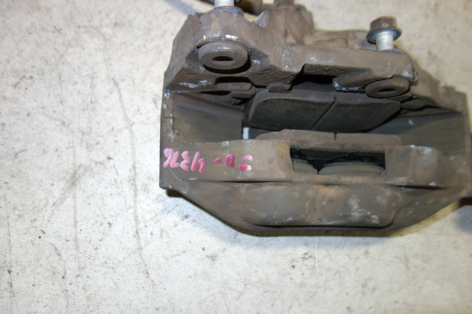 JDM Toyota Lexus LS400 UCF20 UCF21 4 Pot Front Brake Calipers Celsior 1995-2000