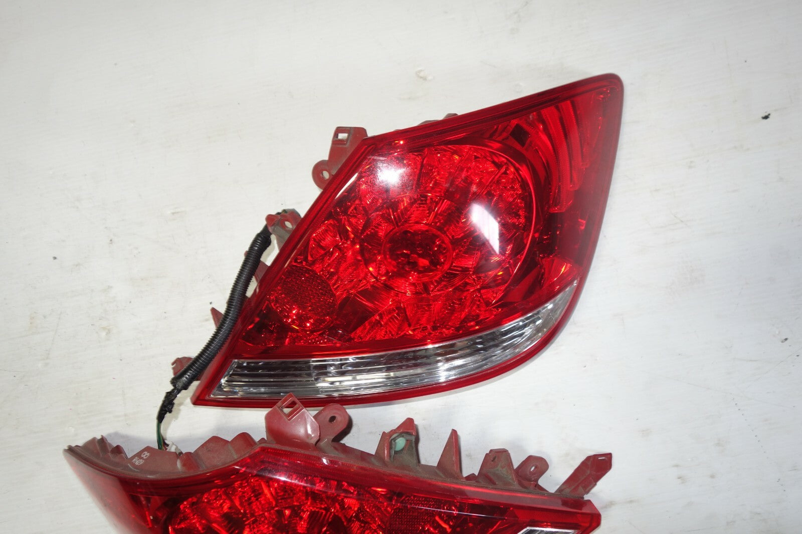 JDM 2005-2008 ACURA RL KB1 OEM GENUINE TAIL LIGHTS PAIR TAILLIGHTS LEFT & RIGHT