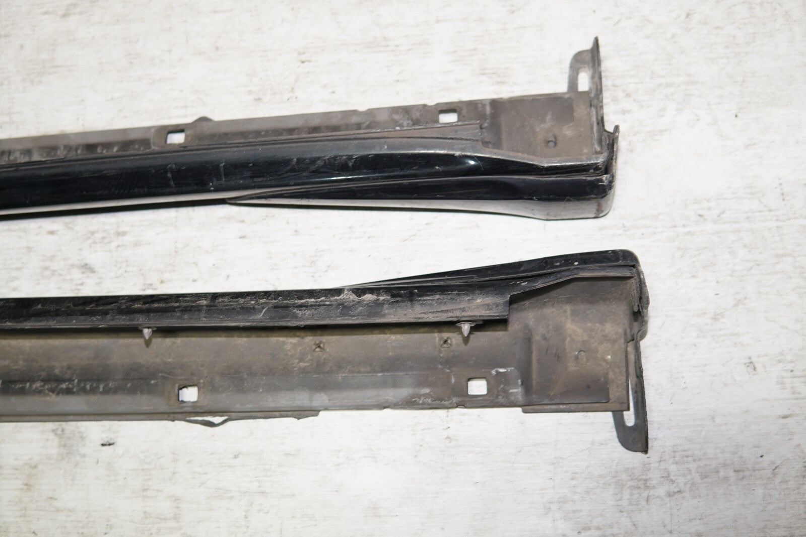 JDM 2005-2009 GENUINE SUBARU LEGACY SPEC B OEM SIDE SKIRTS SPATS LEGACY OUTBACK