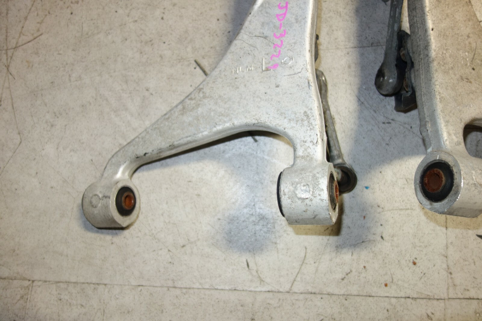 JDM Infiniti M35 M45 Rear Upper Control Arms Suspension OEM Genuine 2006-2010