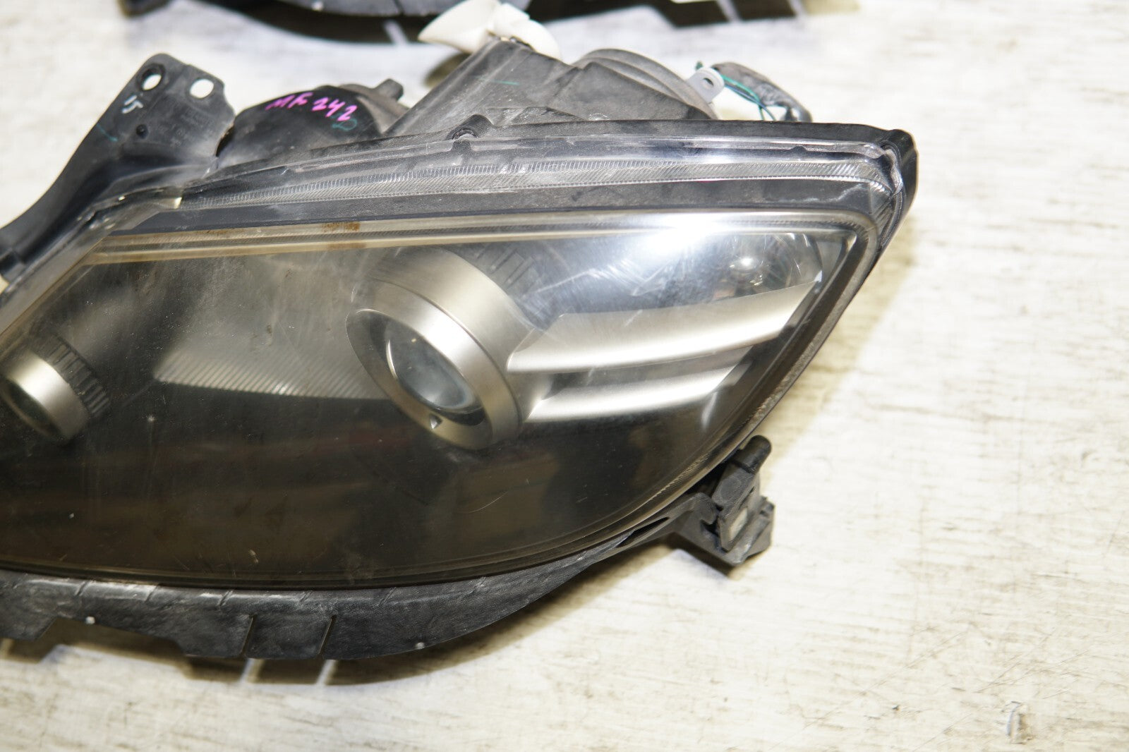JDM 2004-2008 MAZDA RX8 OEM SE3P HEAD LIGHTS HEAD LAMPS RX-8 HEADLIGHTS