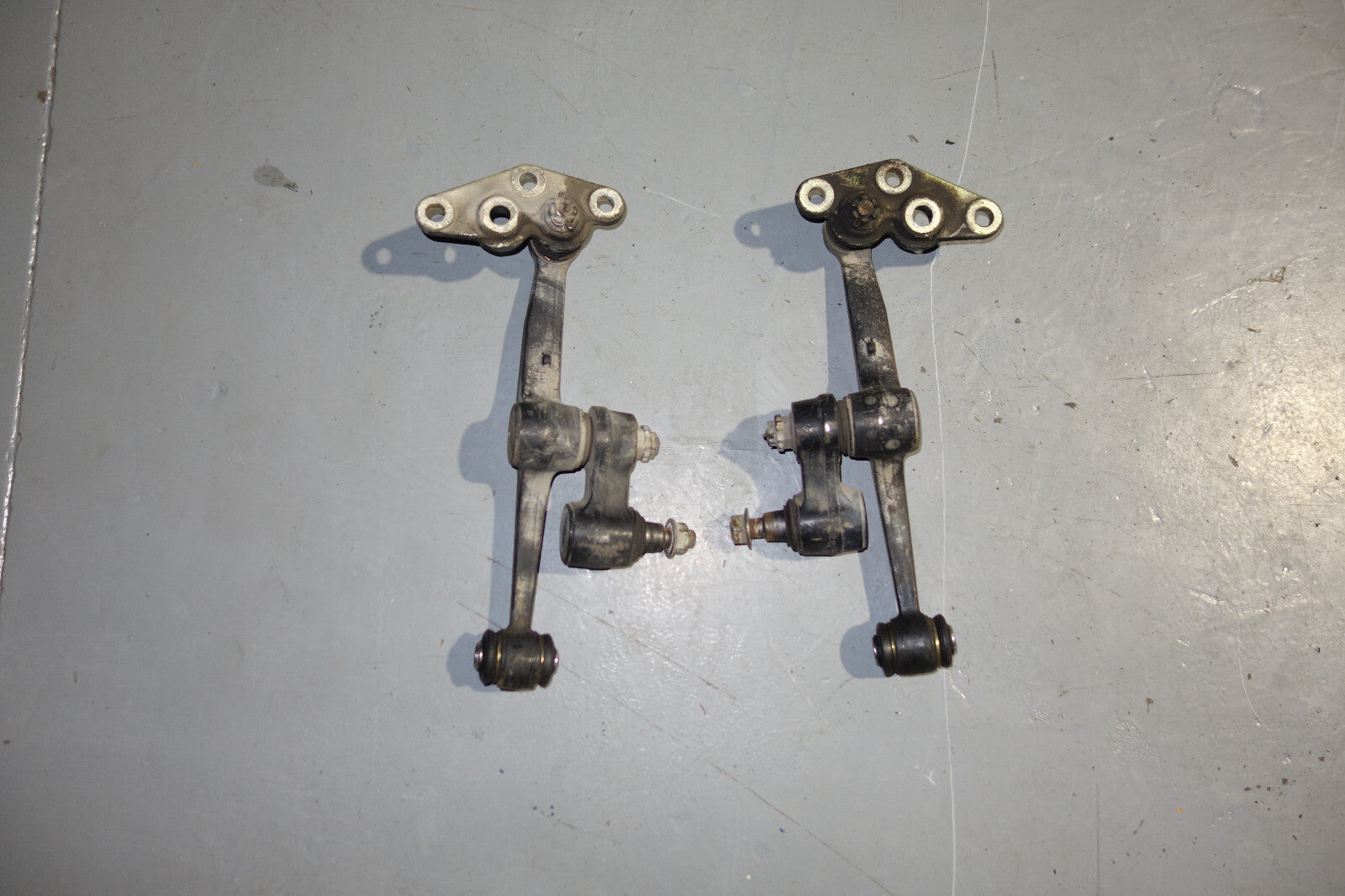 JDM Toyota Celica Front Lower Control Arms Superstrut ZZT231 ZZT230 2000-2005