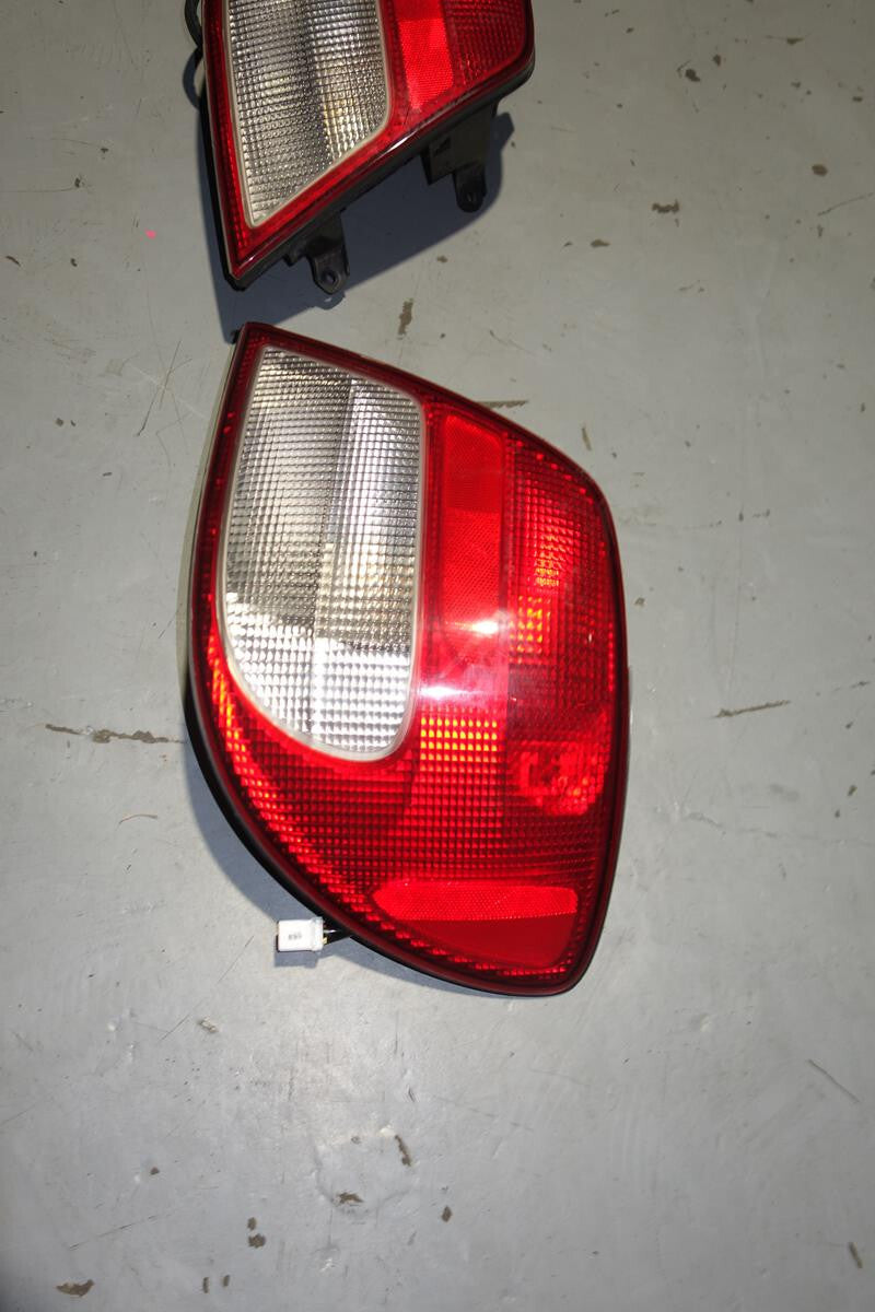 JDM Subaru Impreza WRX STi Outback Sport Wagon Tail Lights Lamps 2002-2003 V7