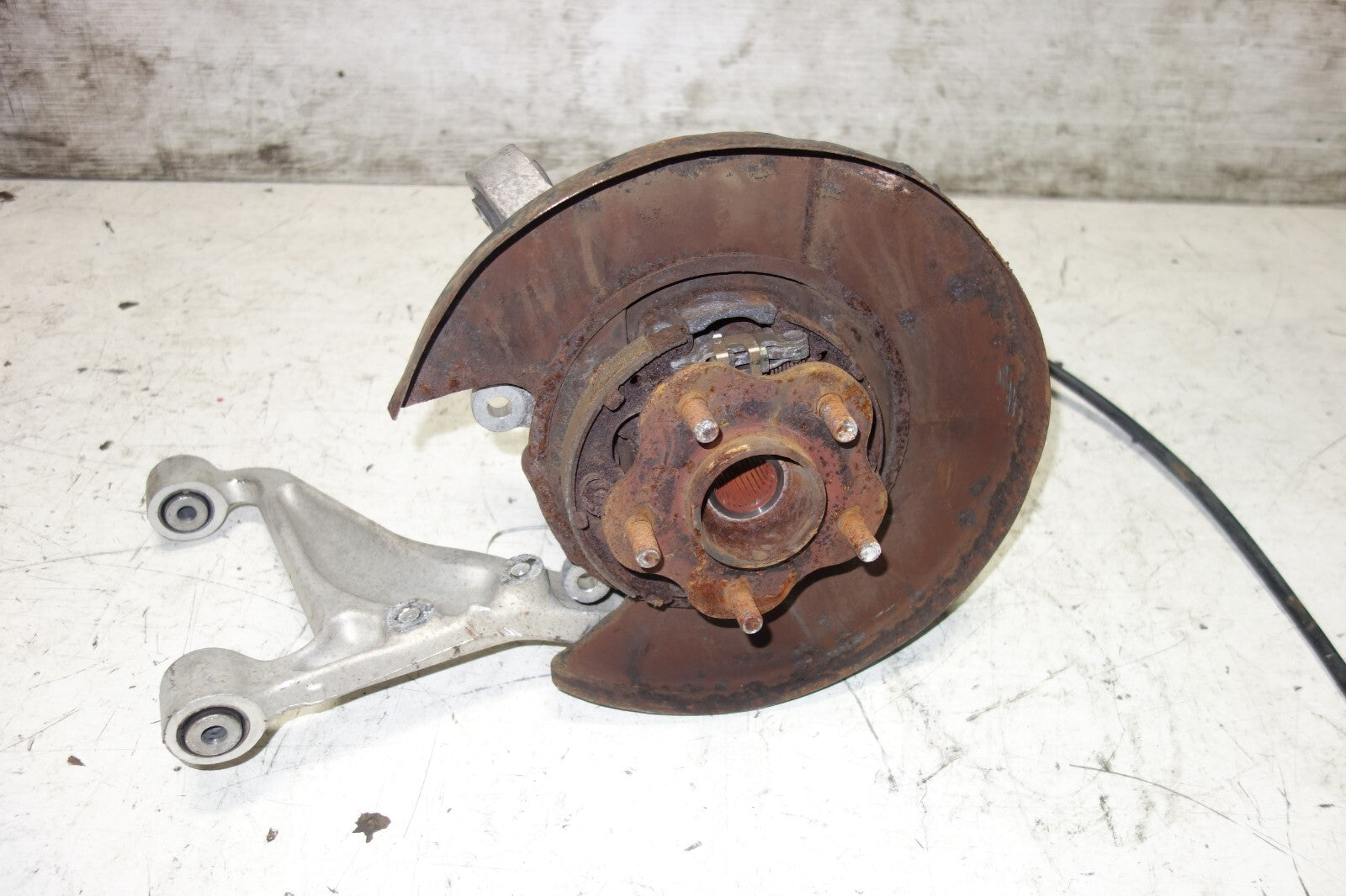 JDM Nissan 350z / G35 Rear Right Wheel Hub Spindle Bearing Control Arm 2003-2009