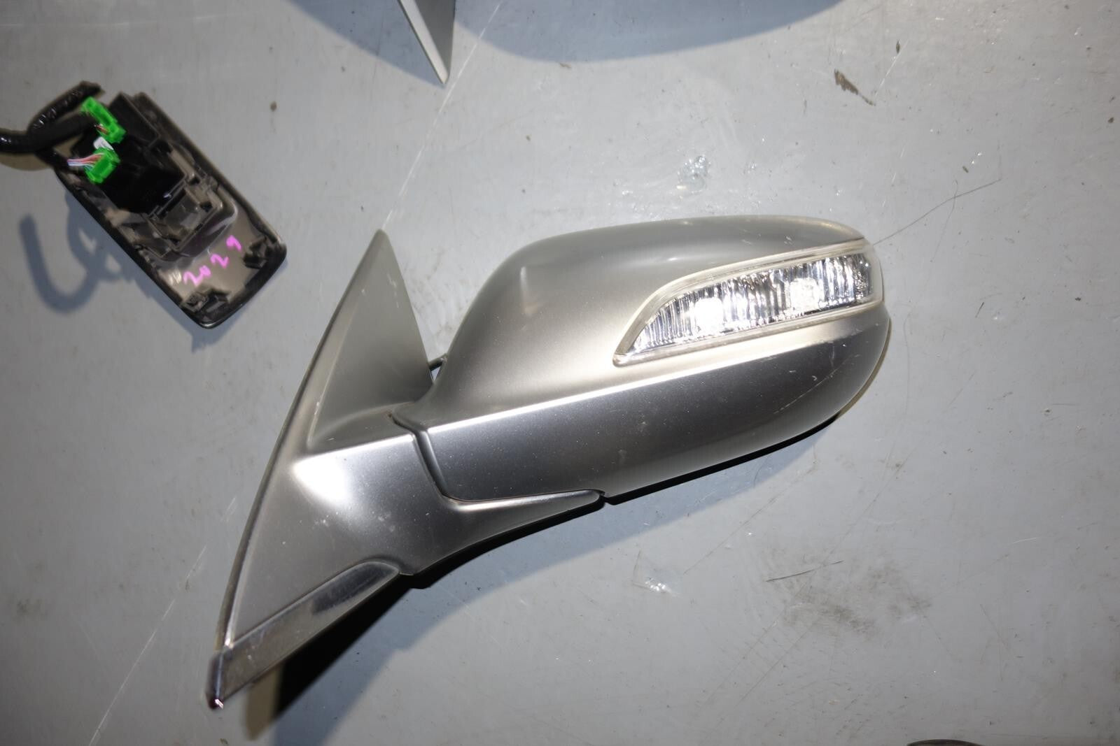 JDM 2005-2008 ACURA RL KB1 OEM POWER FOLDING MIRRORS SWITCH AUTO FLIP LEGEND
