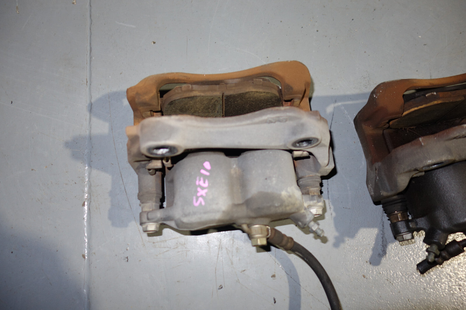 Genuine Lexus Is300 Front Brake Calipers Left & Right 2001 2002 2003 2004 2005