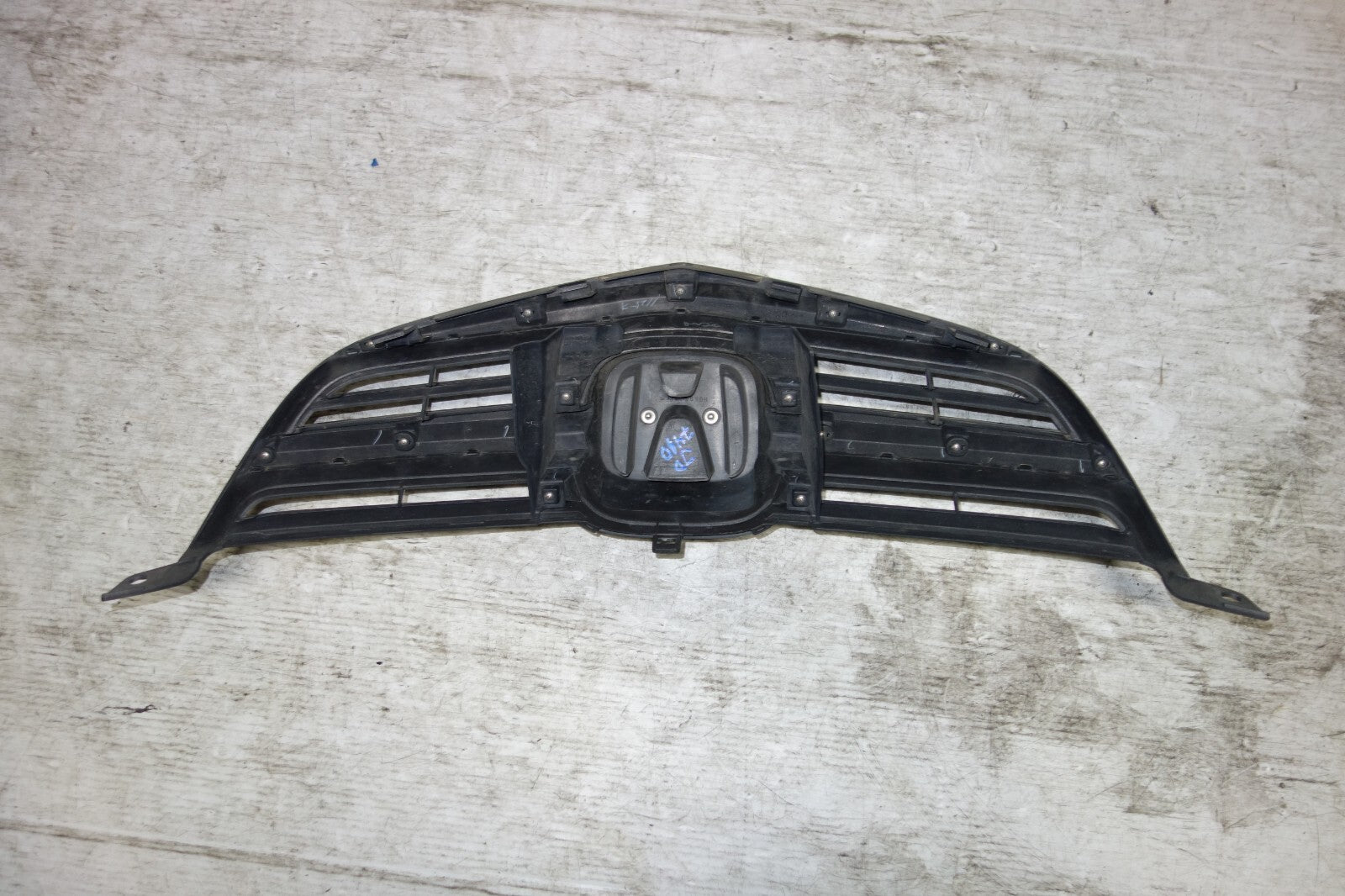 JDM Acura RL OEM Front Grille Honda Emblem KB1 2005 2006 2007 2008