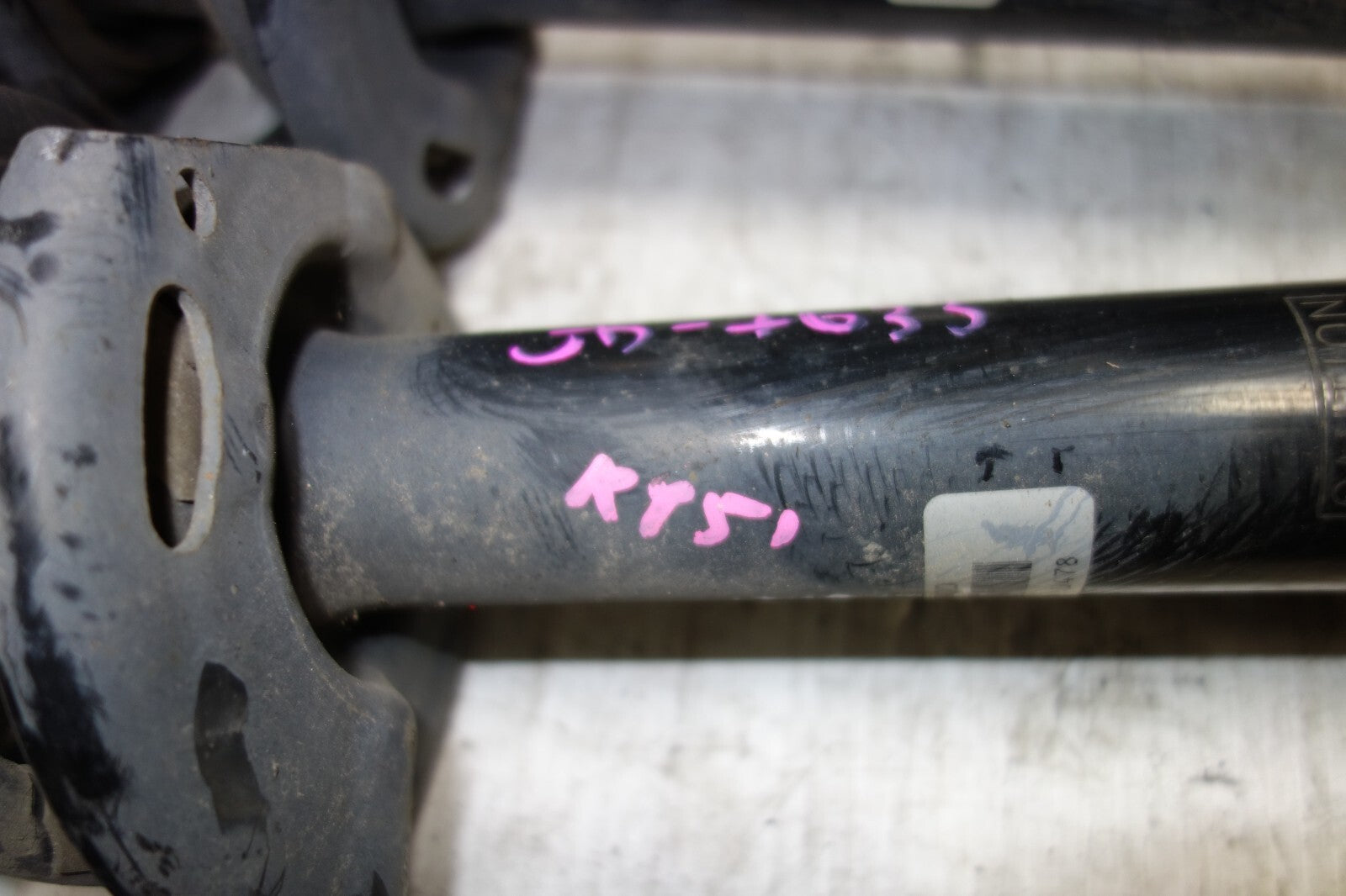 JDM GENUINE NISSAN FUGA KY51 OEM SHOCKS STRUTS FRONT & BACK SHOCKS STRUTS