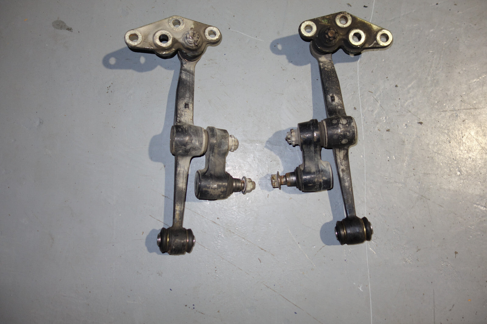 JDM Toyota Celica Front Lower Control Arms Superstrut ZZT231 ZZT230 2000-2005