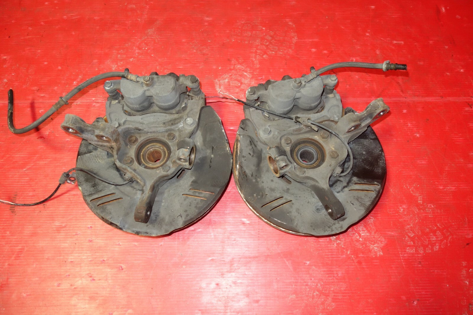 JDM Subaru Legacy / Outback Front Spindle Hub Knuckle Caliper 2005-2009
