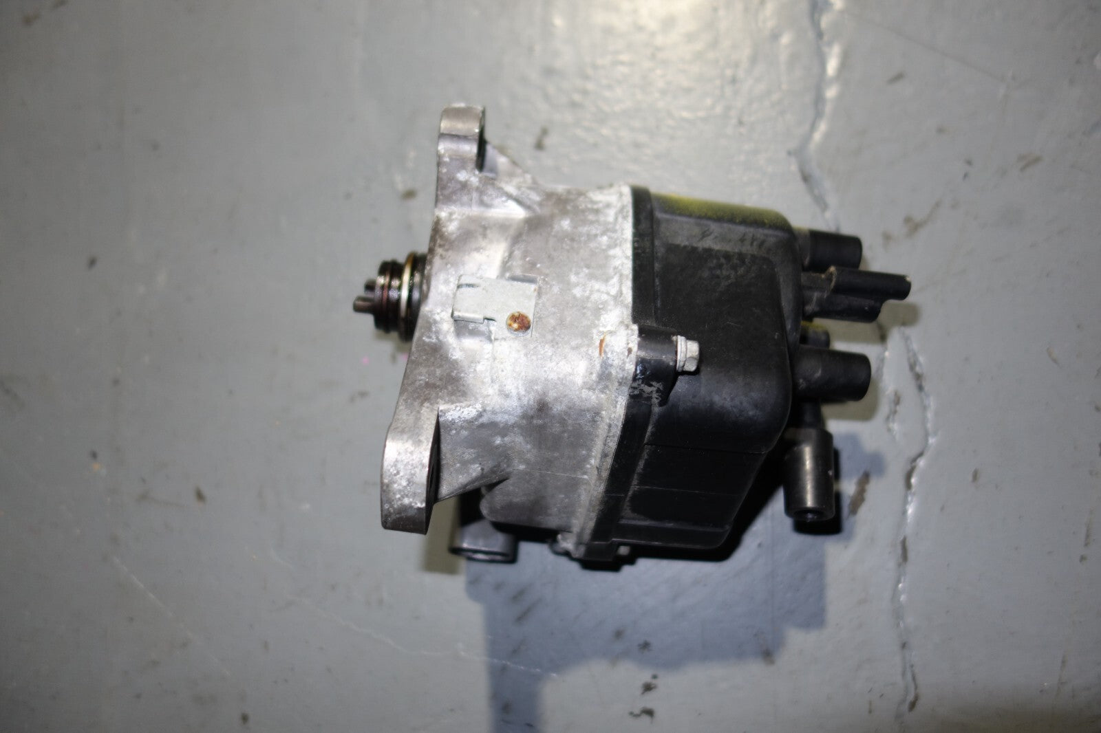 USED IGNITION DISTRIBUTOR HONDA PRELUDE 1997-2001 H22A TD77U EXTERNAL COIL