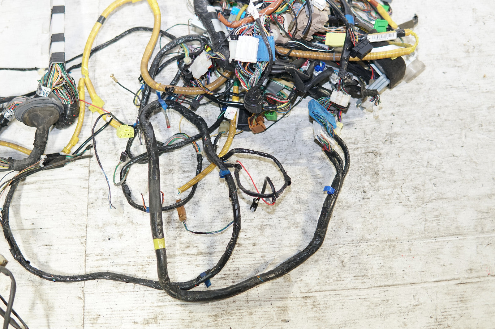 JDM Subaru Forester STi SF5 EJ205 Turbo Computer Wire Harness Wiring 1001079000
