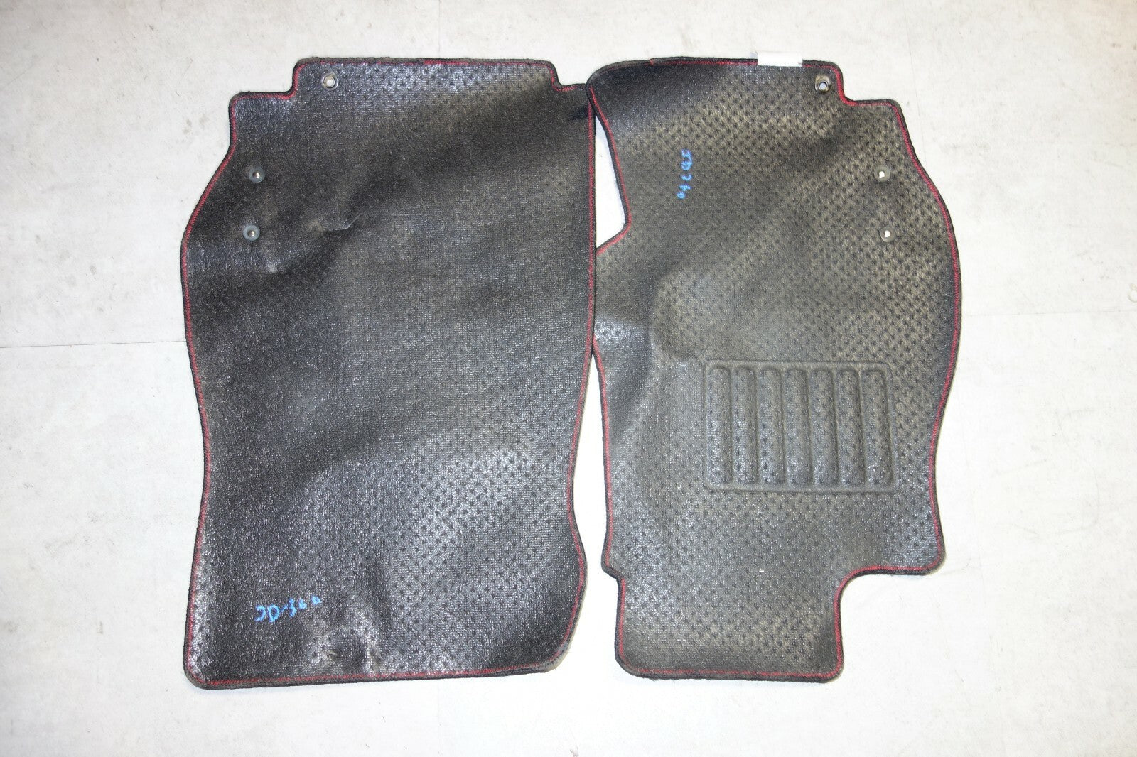 JDM Nissan 350z OEM Nismo Floor Mats Left & Right Z33 2003-2009